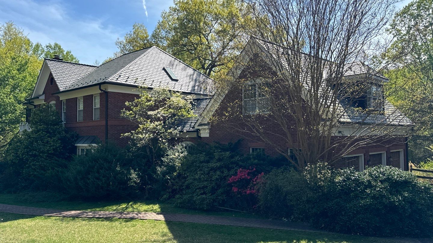 Clifton Multi-Trade Restoration: DaVinci Single Width Slate in Slate Black by RM Banning, Inc.