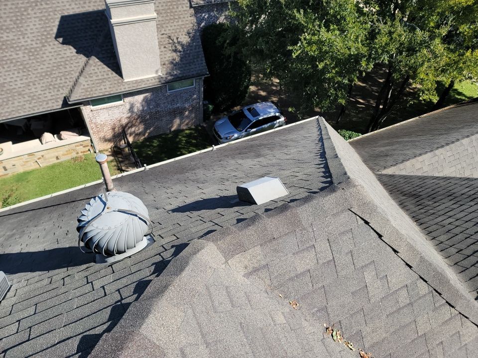Insurance Claim Roof and Gutters using Owens Corning - Duration- Estate Gray -New Gutters - Exterior paint by Tex-Line Roofing