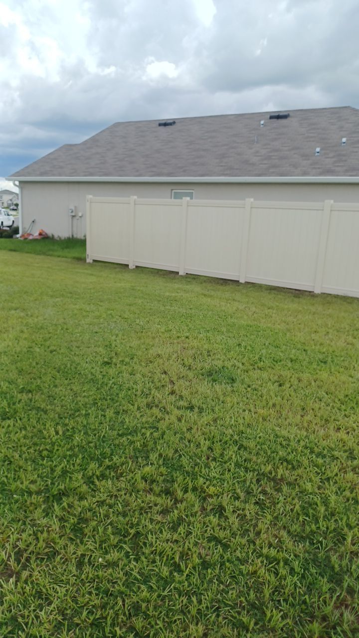 Parrish, FL White Vinyl Privacy Fence  by Asap fence and gates, LLC