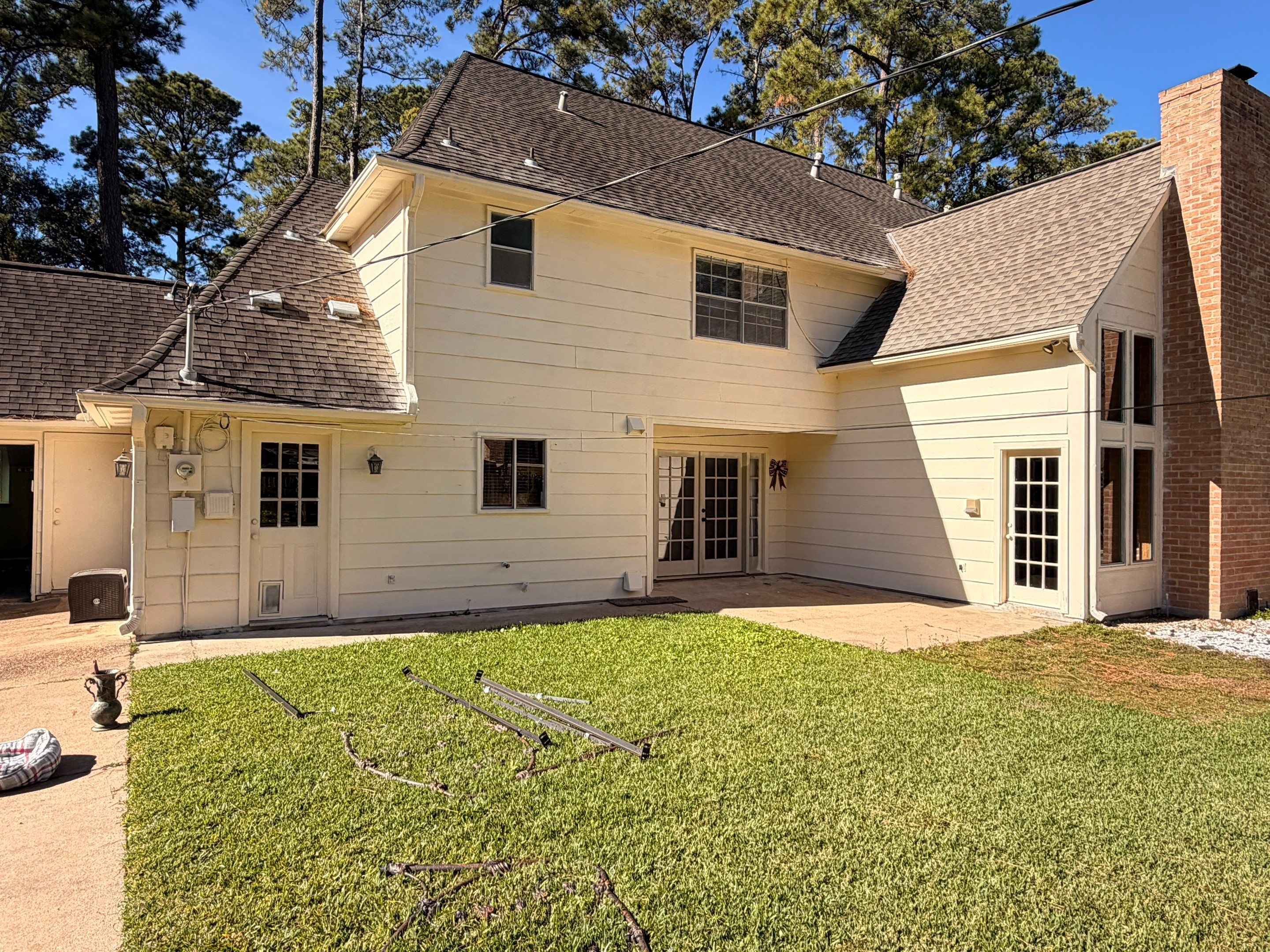 Siding Replacement by Houston Roofing & Construction