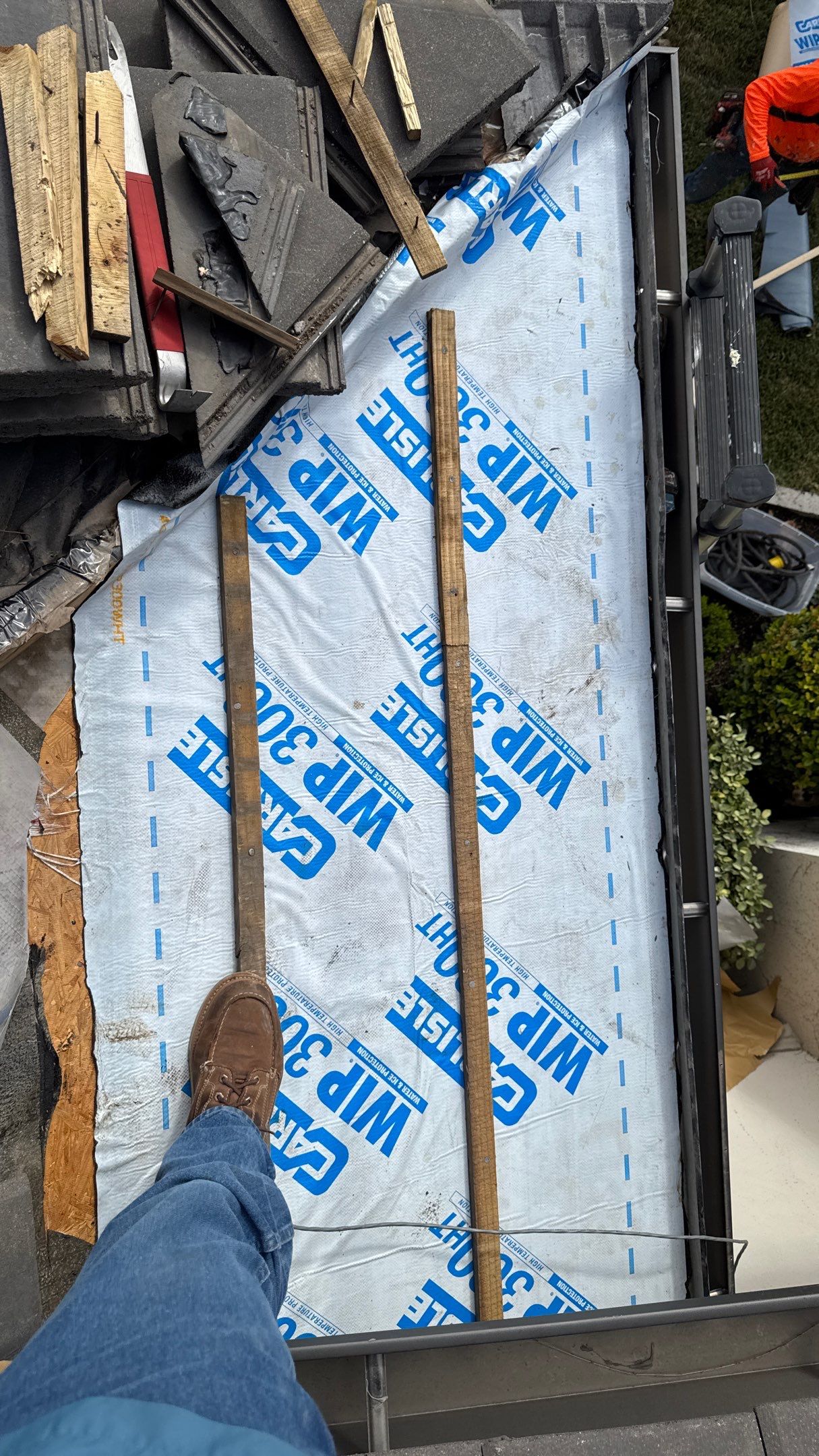 Residential Roofing Repair using Various Roof Repair Materials by Harvey Roofing & Construction