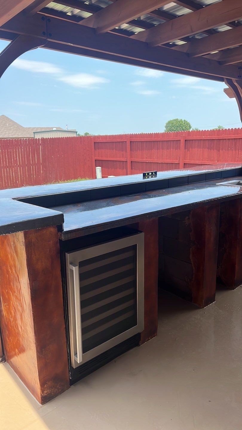 Outdoor kitchen by Clays Services Inc