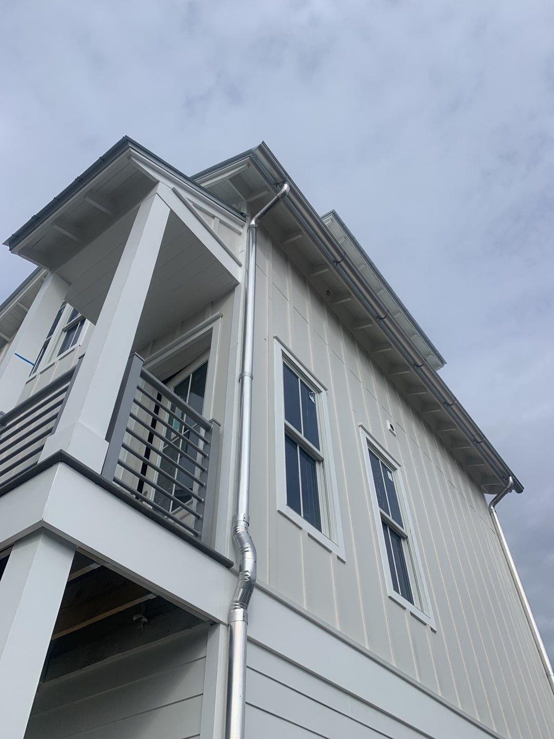 Half-Round Gutters for Santa Rosa Beach Homes by Gutter Professors