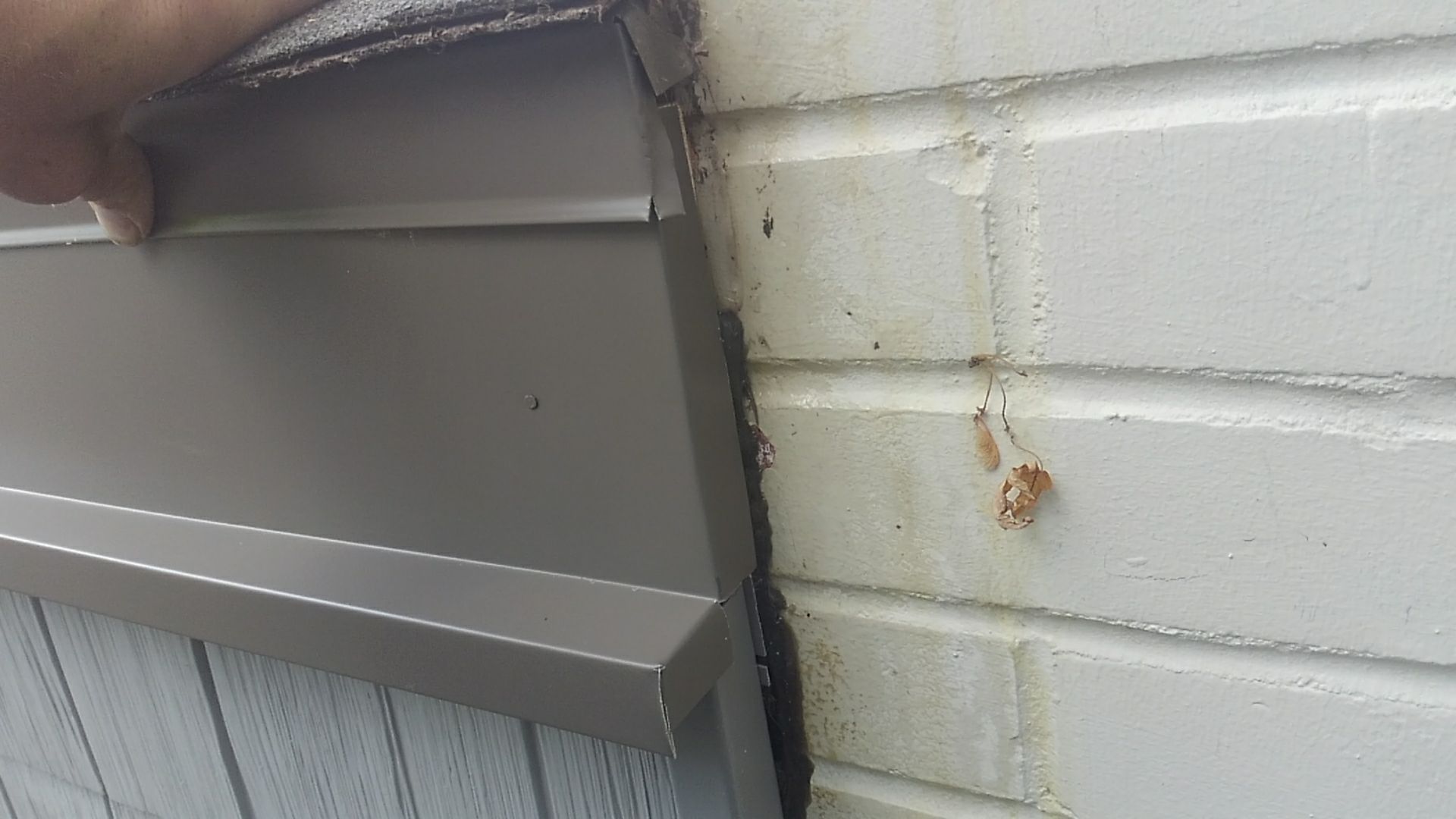 Weathered Wood by White Castle Roofing