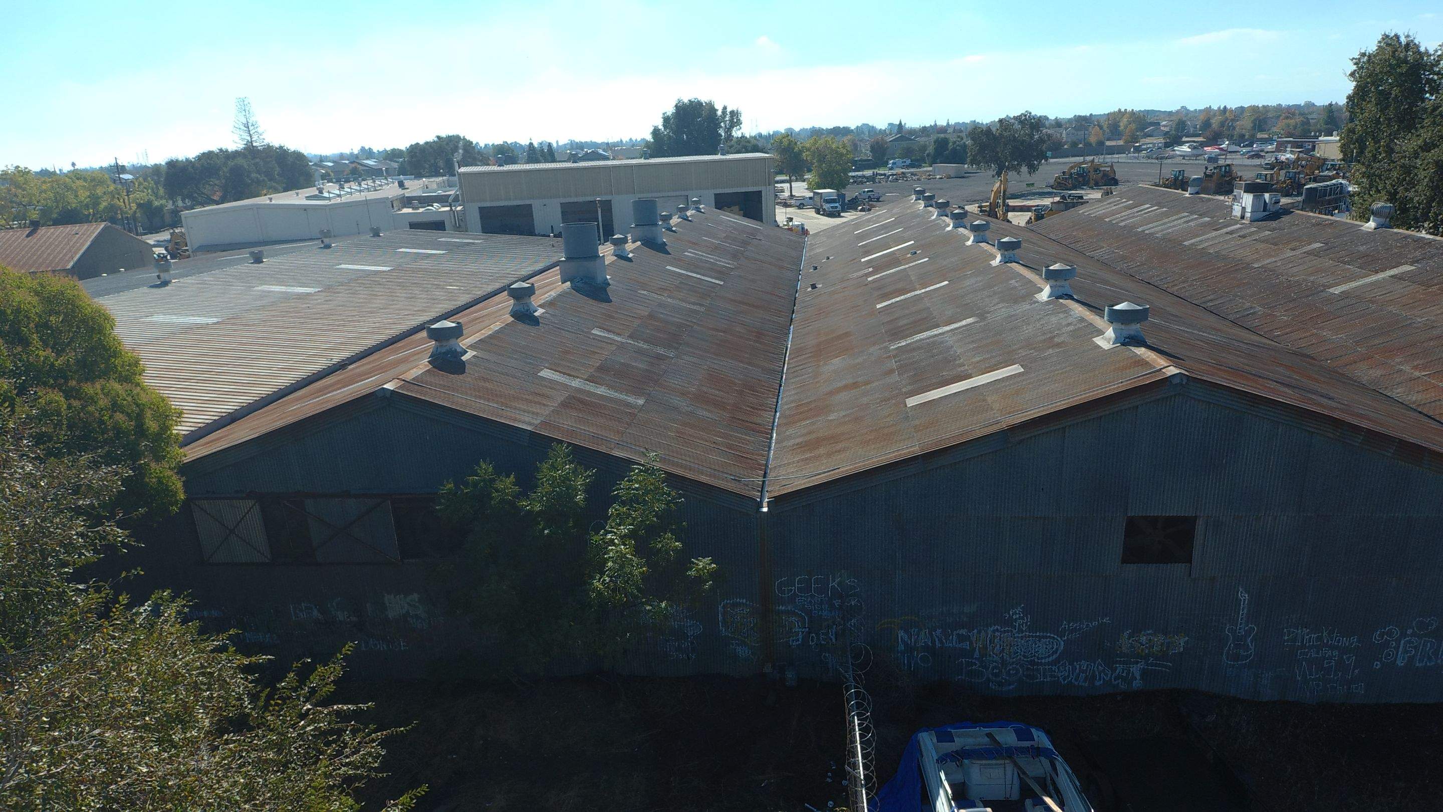 MR Roofing system using Conklin BenchPly system with PUMA top coat by Straight Edge Roofing Inc