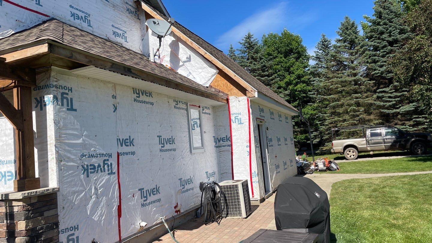 Siding Replacement using Certainteed Restoration Classic D4 by 180 Contractors