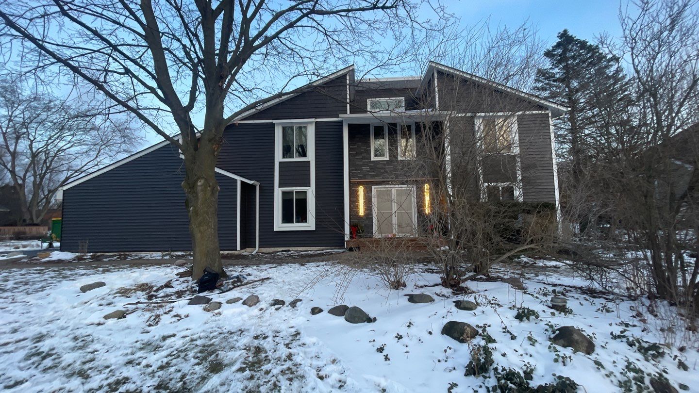 CertainTeed Monogram D5 Slate + Owens Corning Duration Colonial Slate by 180 Contractors