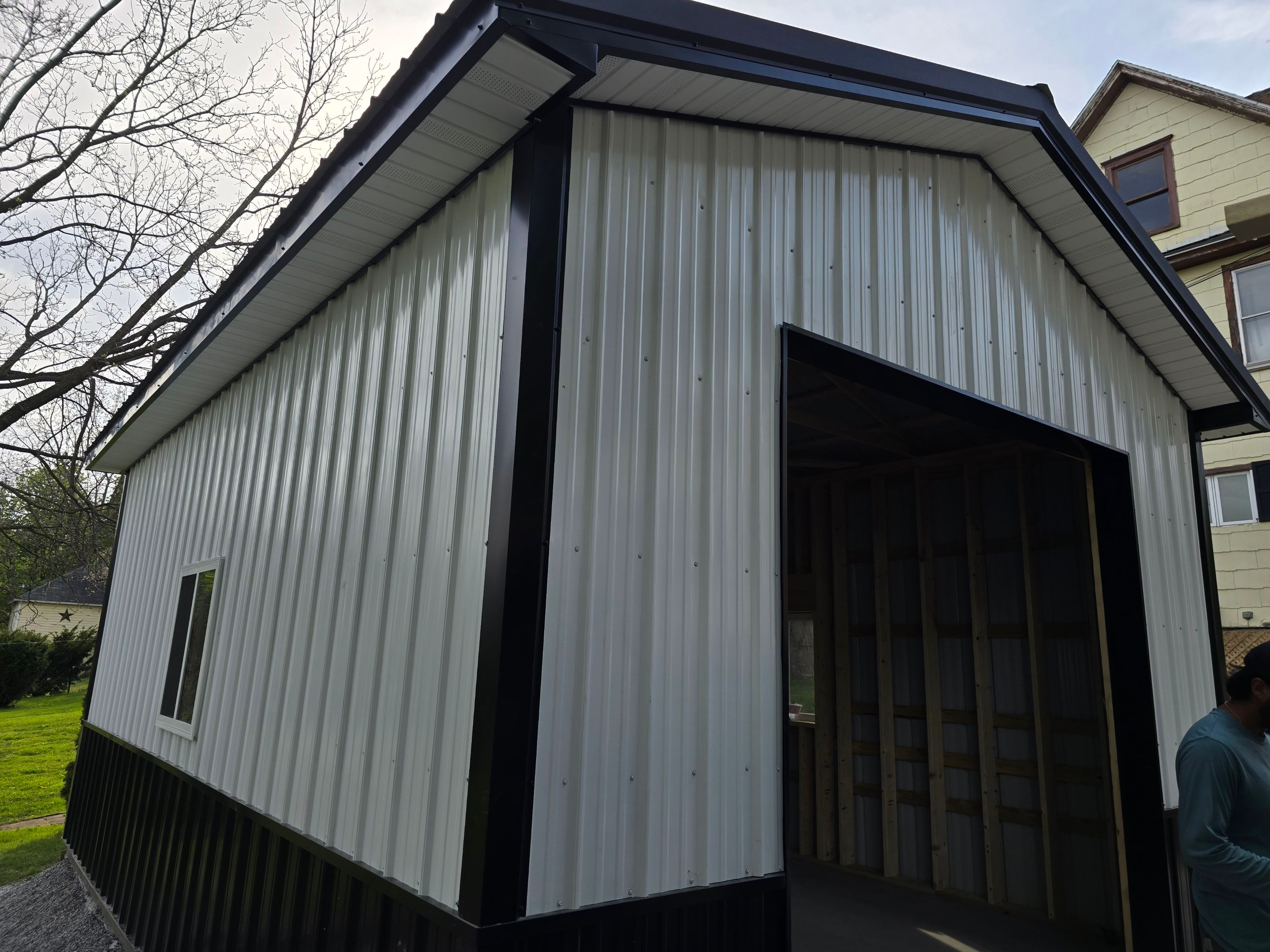 One car garage by Horst Custom Homes 