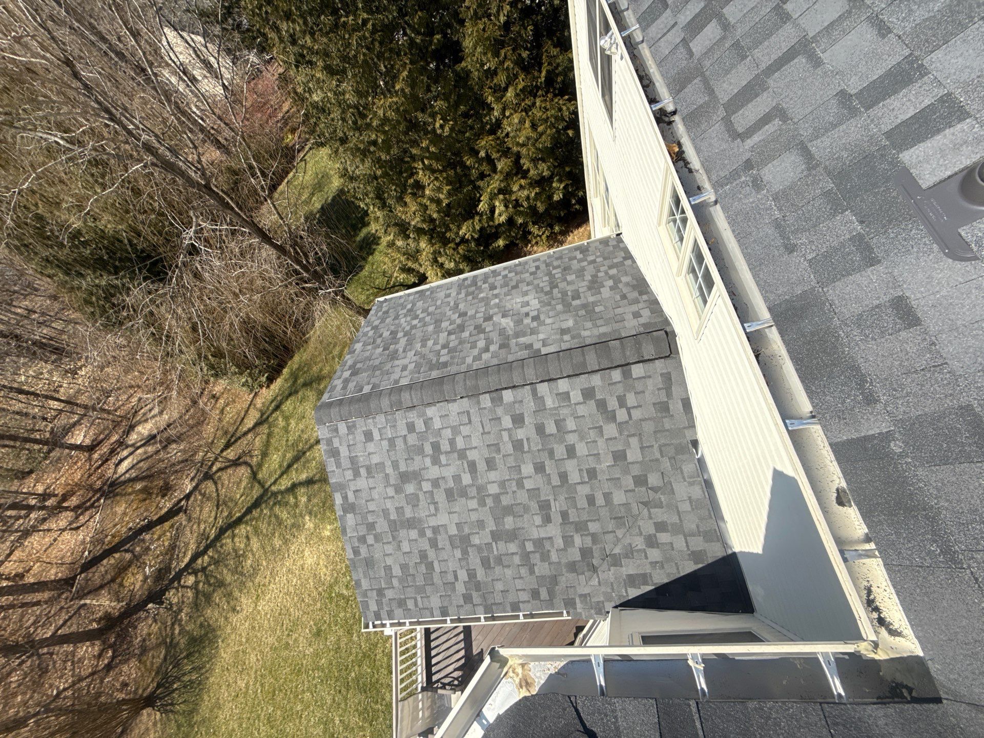 Springfield: Residential Roof Replacement with CertainTeed Landmark Pro in Max Def Moire Black by RM Banning, Inc.