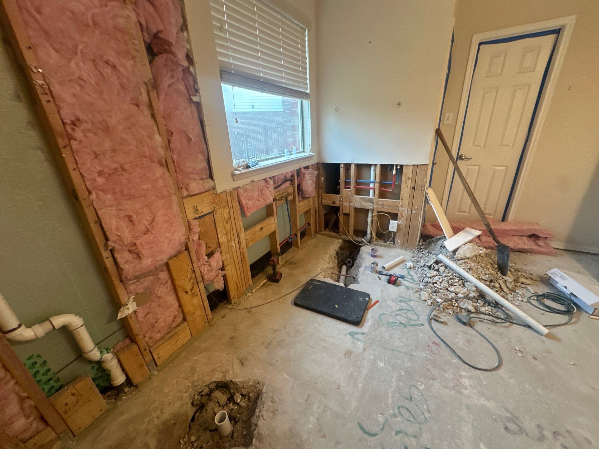 Bathroom and Ktichen Remodel in The Woodlands by SophAlx LLC