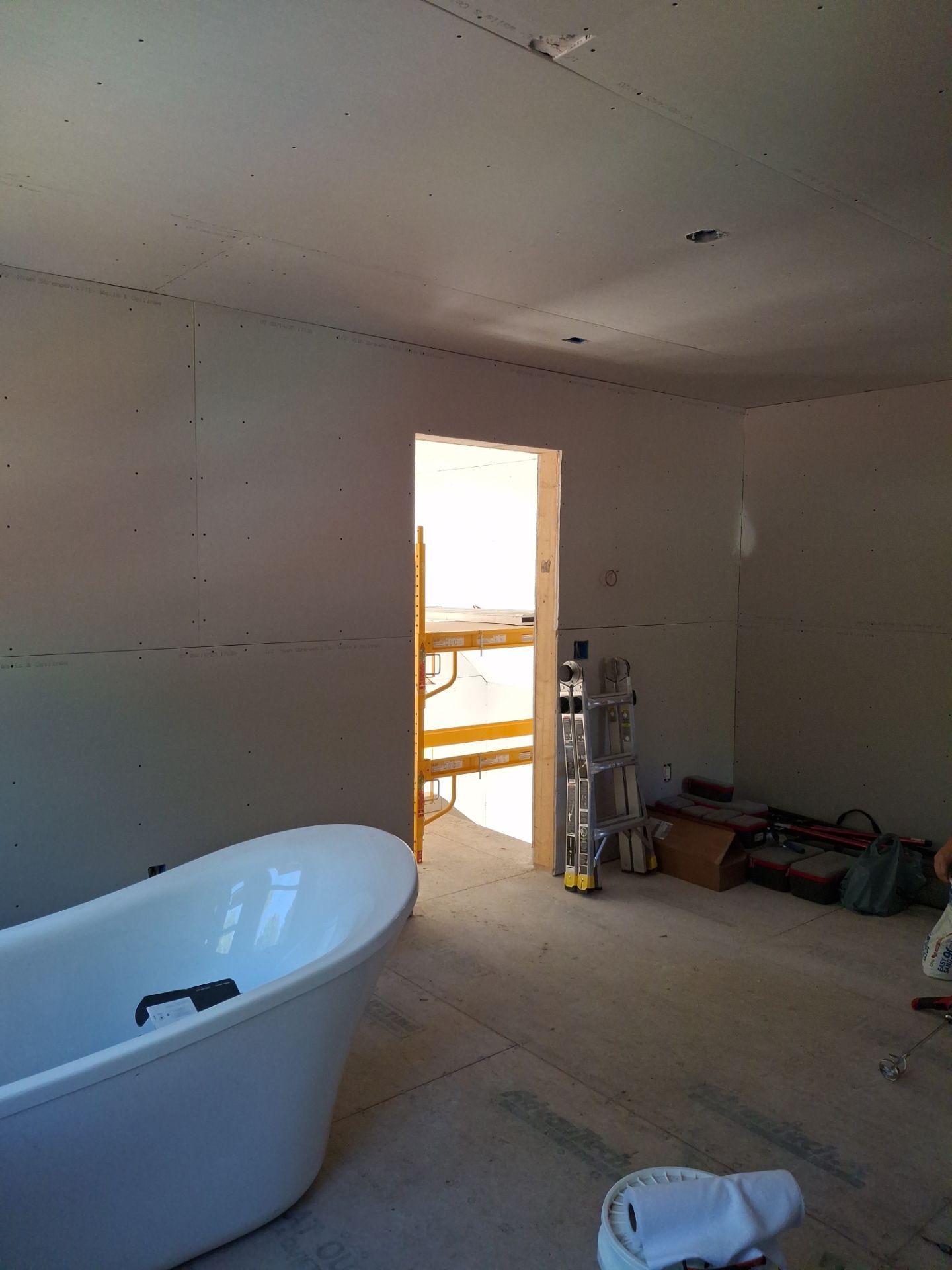 New construction Drywall  by Big Pine Panting Inc