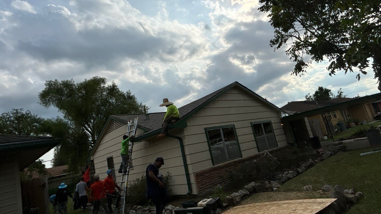 Residential Roofing Installation using Owen's Corning Duration (Lifetime) Shingles by Roof Repair Company