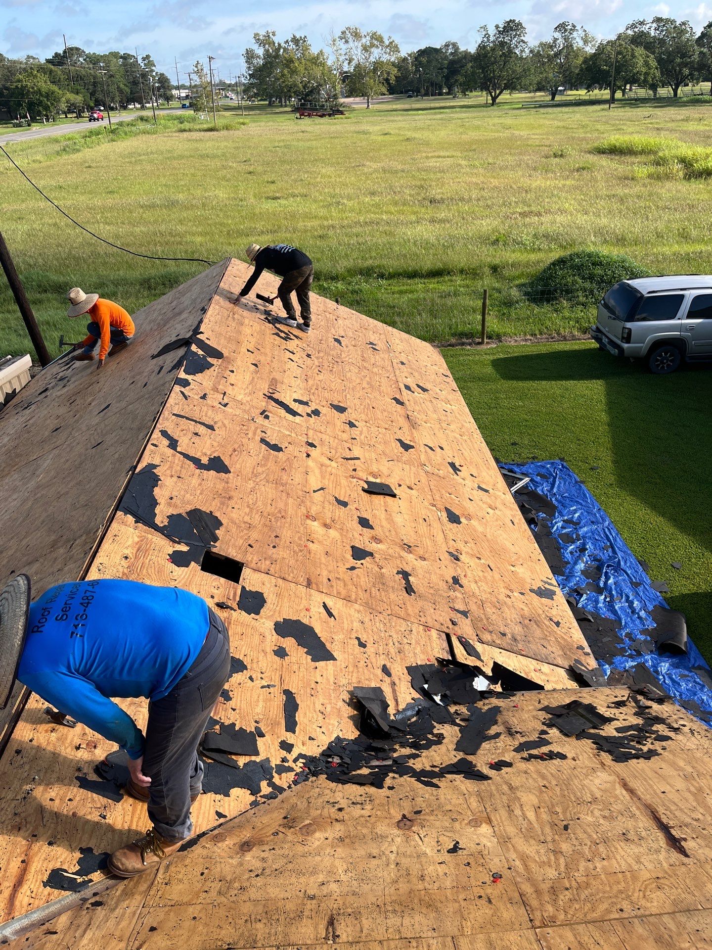 Residential Roofing Installation using Owen's Corning Duration (Lifetime) Shingles by Roof Repair Company
