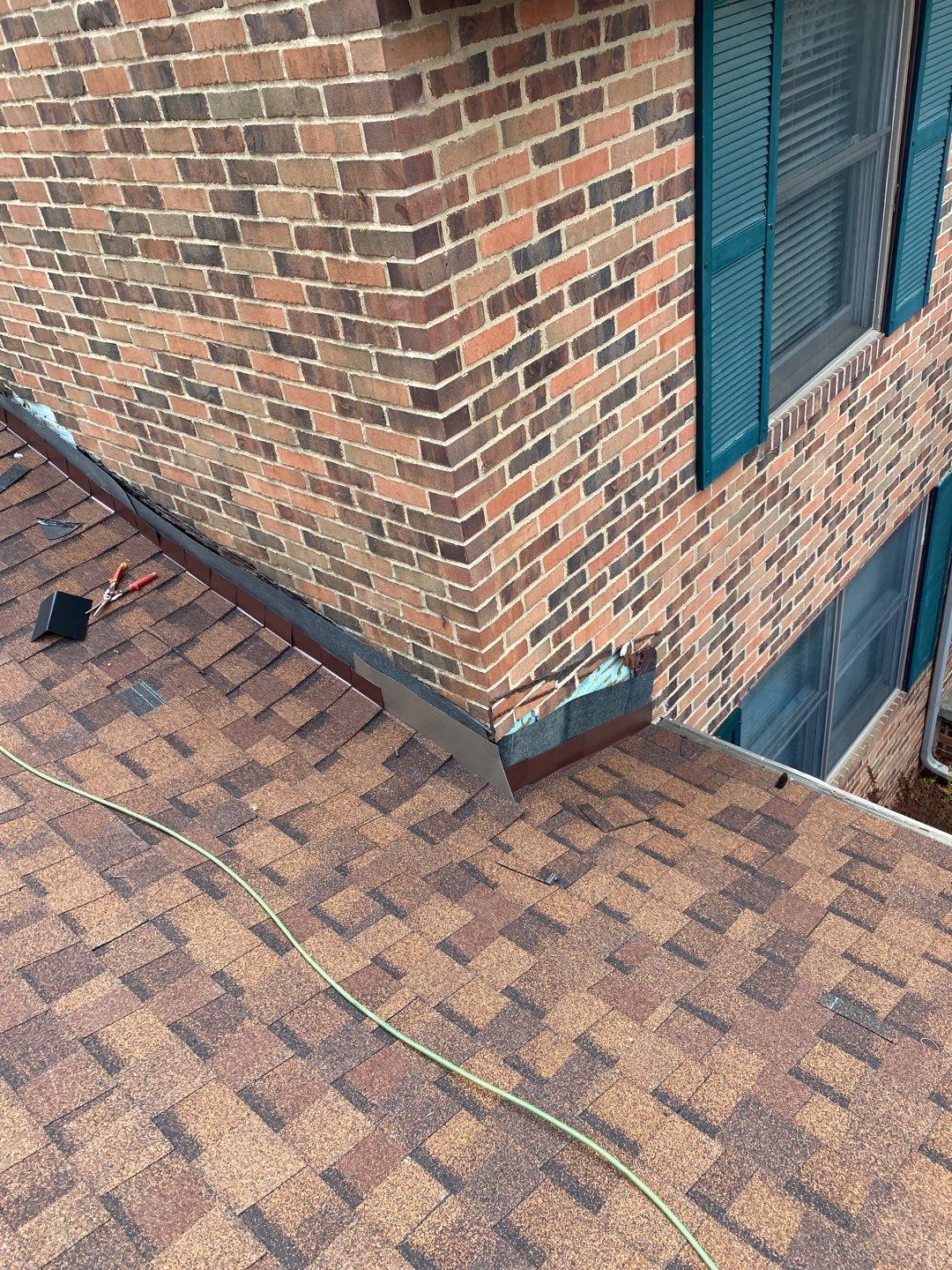 Roof Replacement using CertainTeed Landmark by 180 Contractors