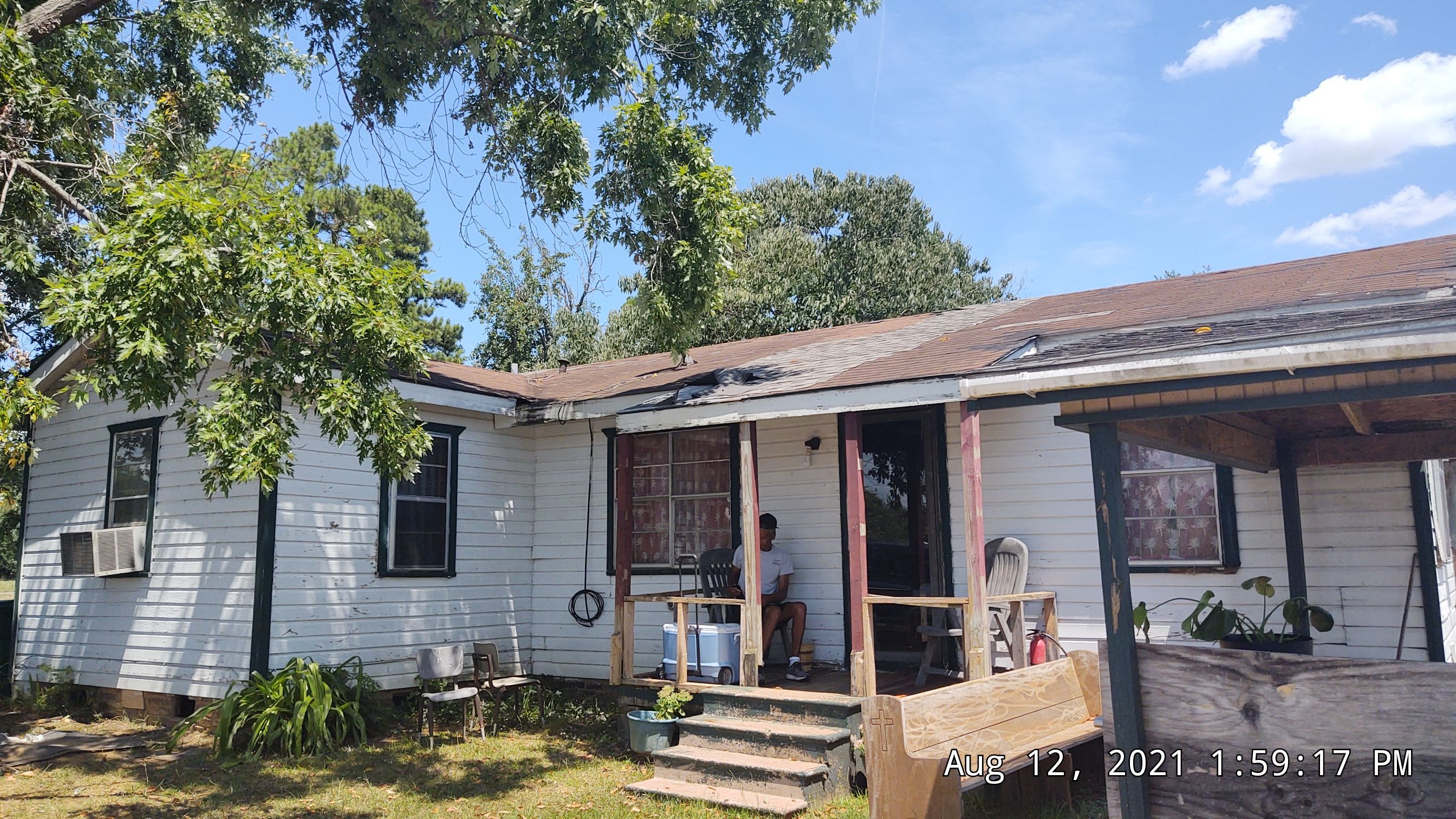 Residential Reroof: 25 Year 3-Tab Shingle by Hostetler Roofing