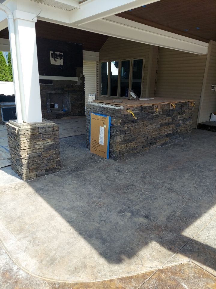 Outdoor Living Addition by Ivy Lea Construction