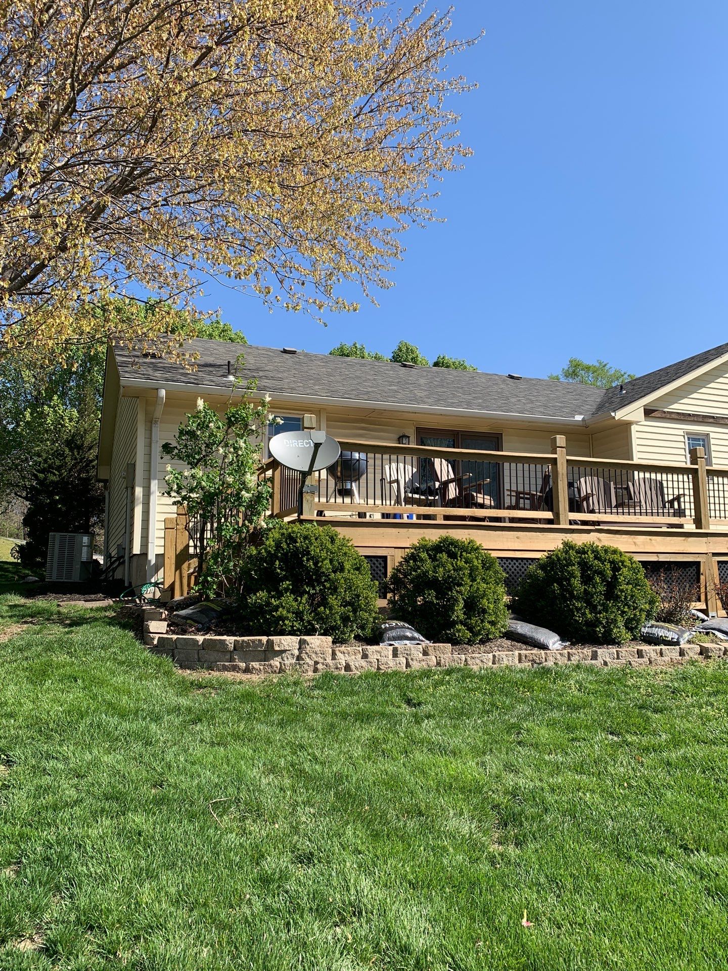 New Craneboard Siding on this Platte City, Mo home  by EEC  Windows, Siding & Roofing 