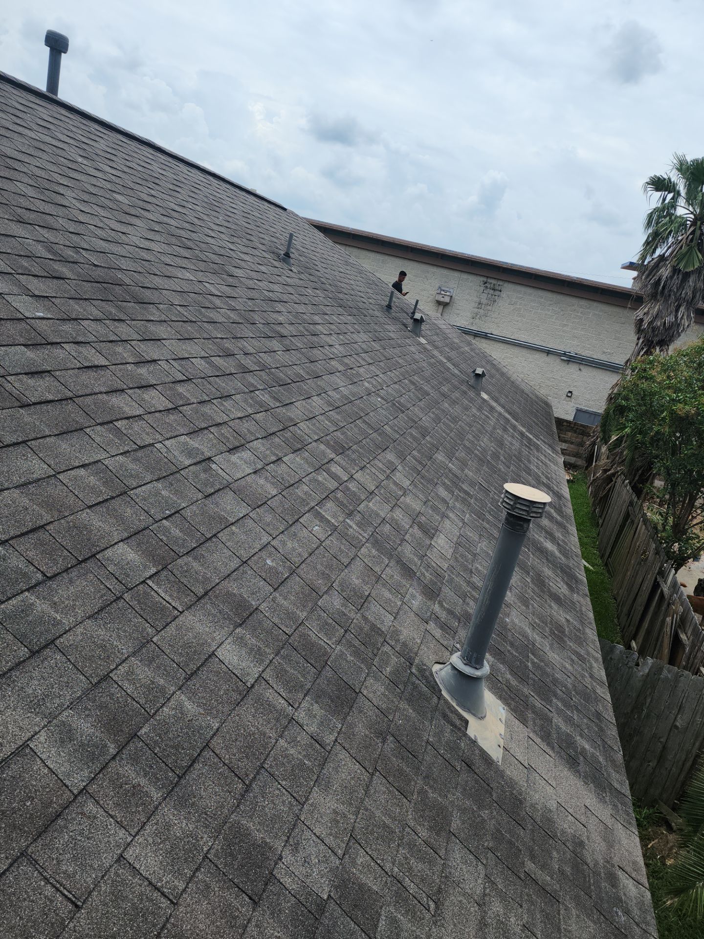 Hail Damage using Owen's Corning Duration (Lifetime) Shingles by Roof Repair Company