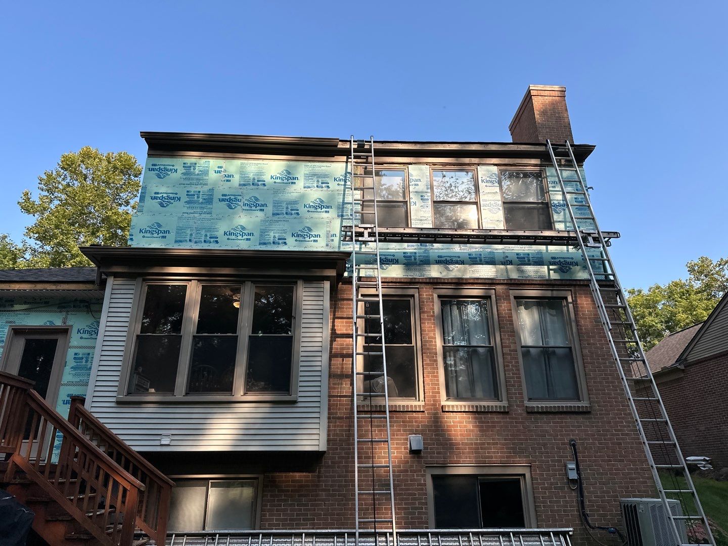 Siding Replacement using Alside Charter Oak D4.5" by 180 Contractors
