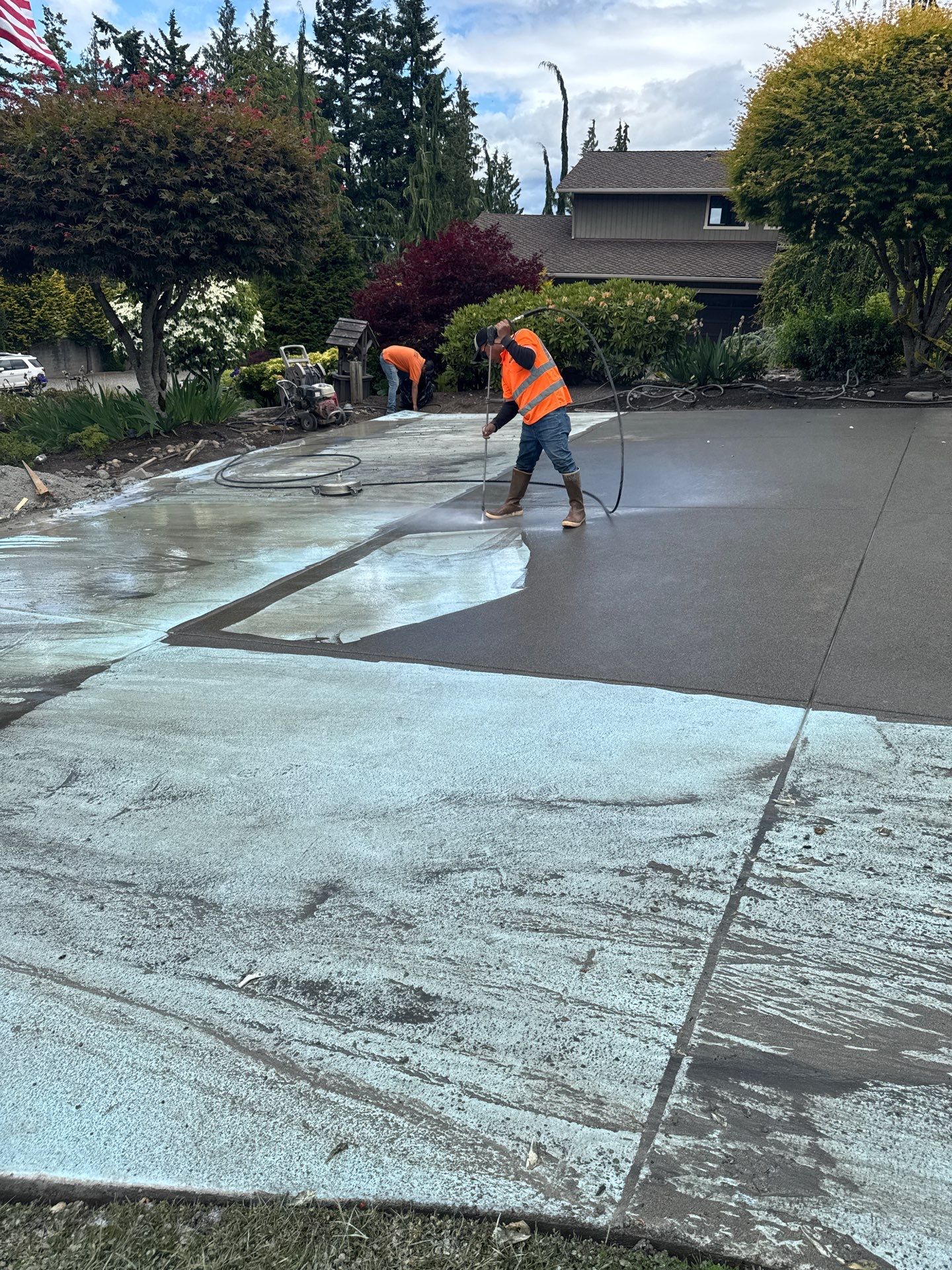 Concrete Driveway Repair | Edmonds  by Jireh Asphalt & Concrete Inc 