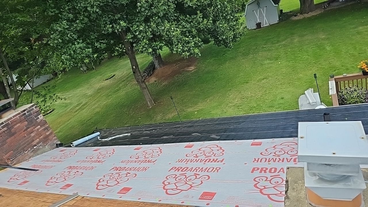 OWENS CORNING COLOR: Onyx Black by Eagle Eye Roofing