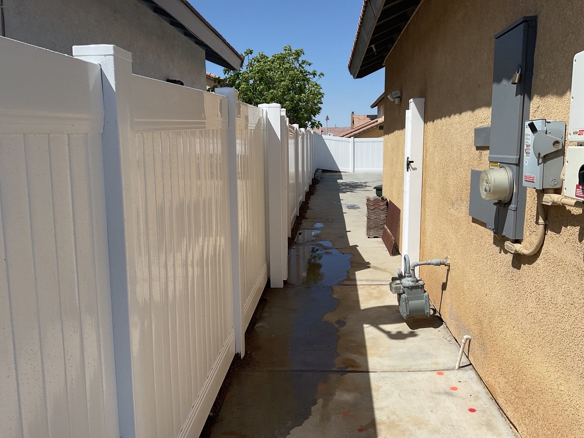 Fence Installation using Vinyl by Fence Guys Inc. 
