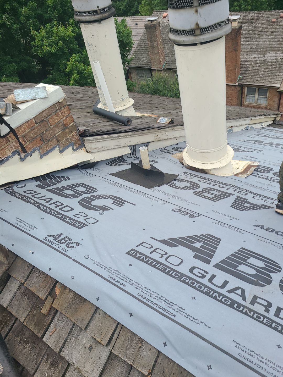 Arlington: Residential Roof Replacement with Perfection CCA-Treated Cedar Shakes by RM Banning, Inc.