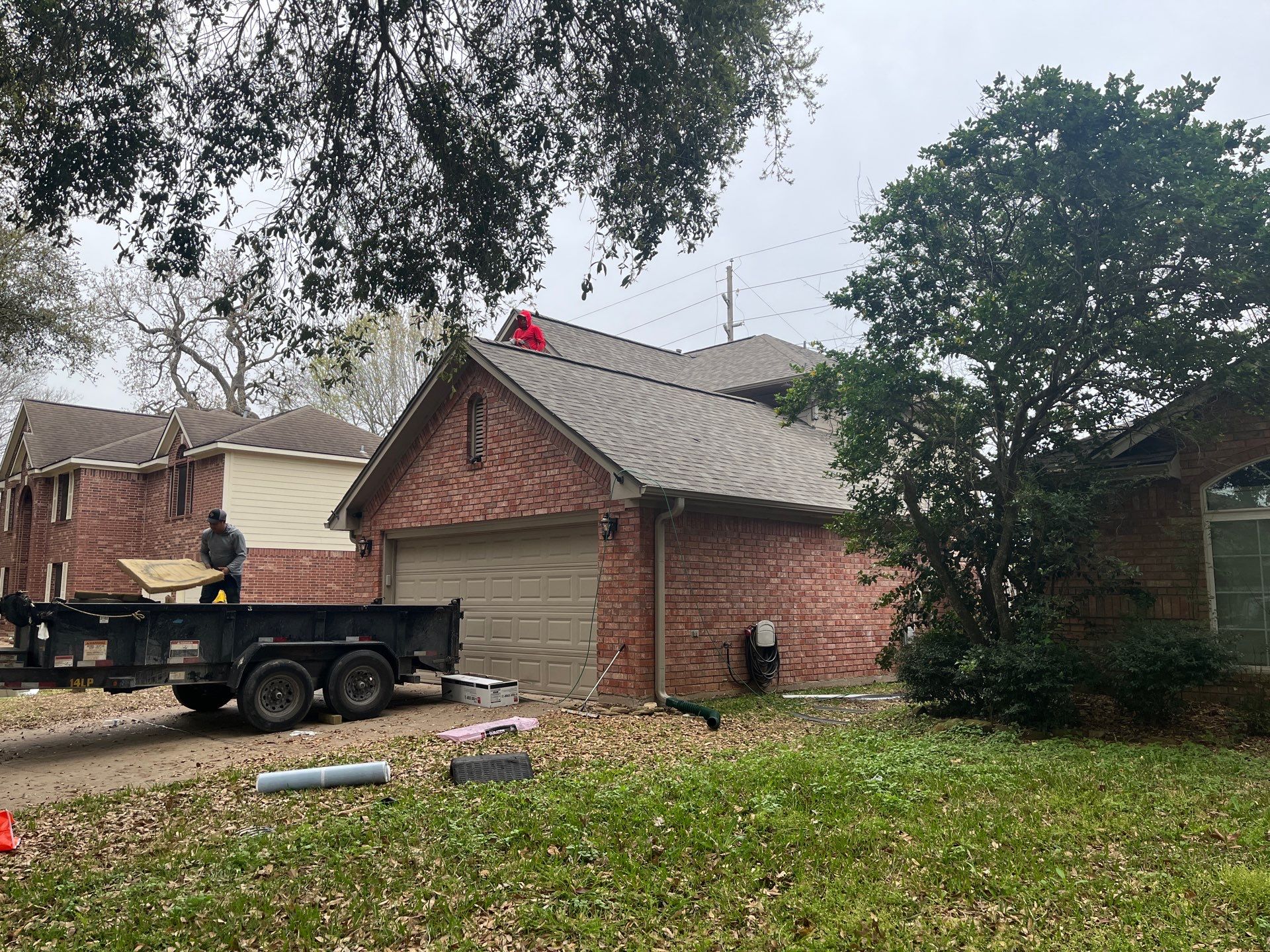 Residential Roofing Installation using Owen's Corning Duration (Lifetime) Shingles by Roof Repair Company