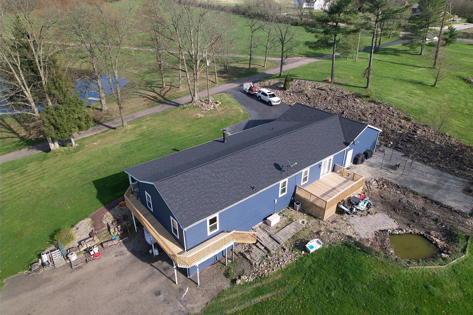 Dundee, Ohio Shingle Roof, Siding, Stone and Deck Installation by Pine Ridge Roofing LLC