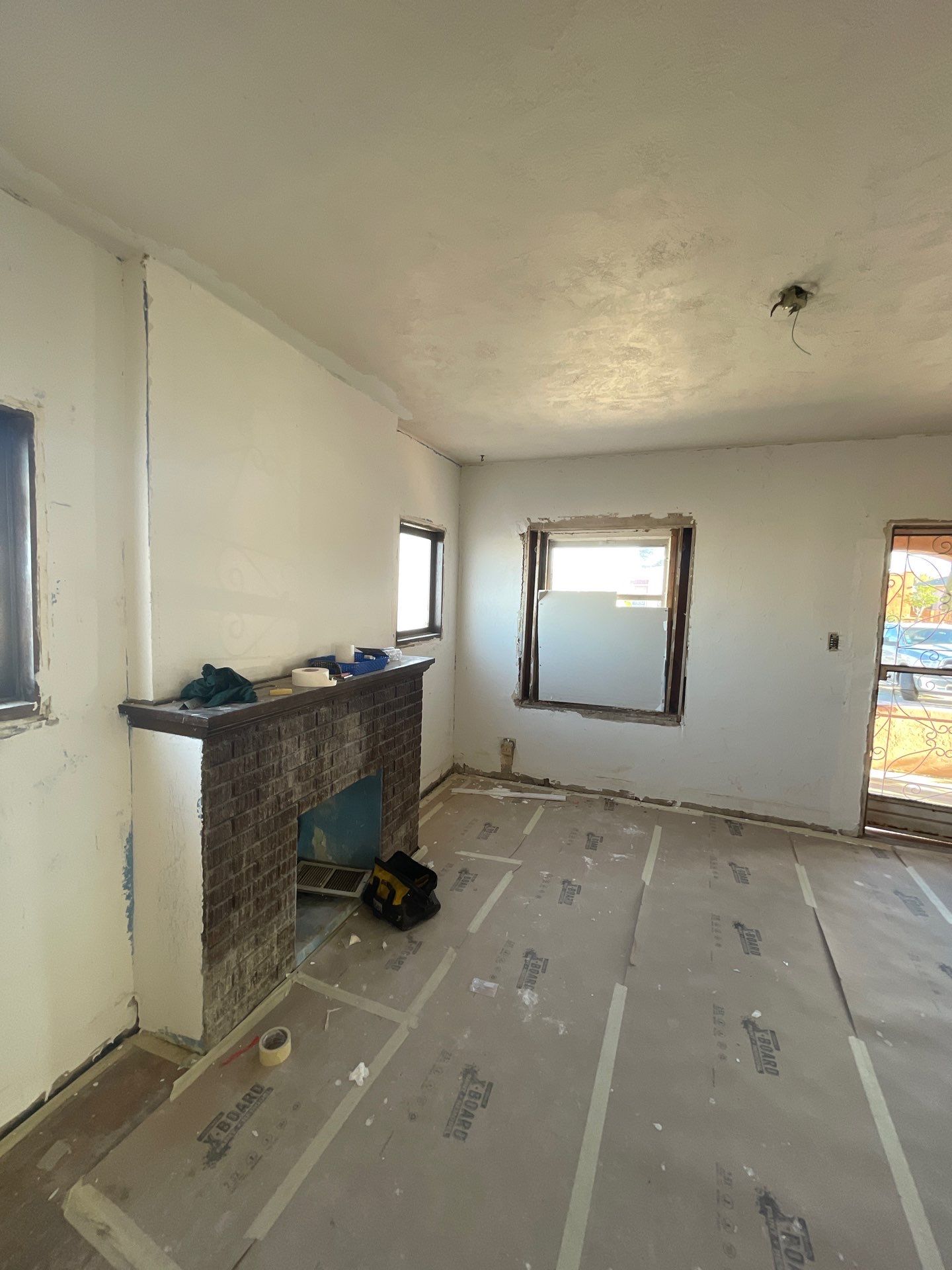 From Drab to Fab: A Spectacular Home Renovation by Castro Brothers Solutions