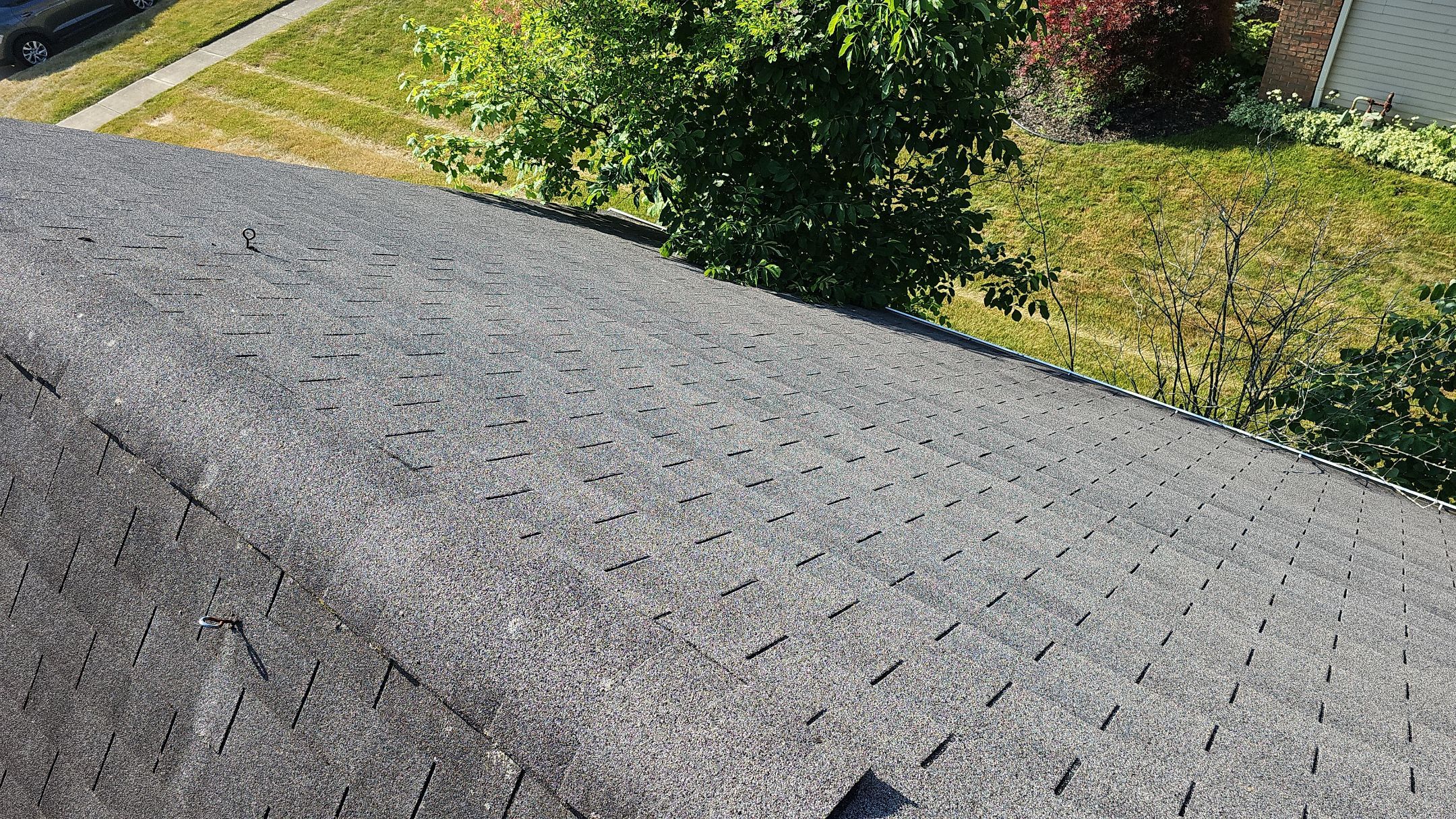 ATLAS PINNACLE COLOR: HEARTHSTONE by Eagle Eye Roofing