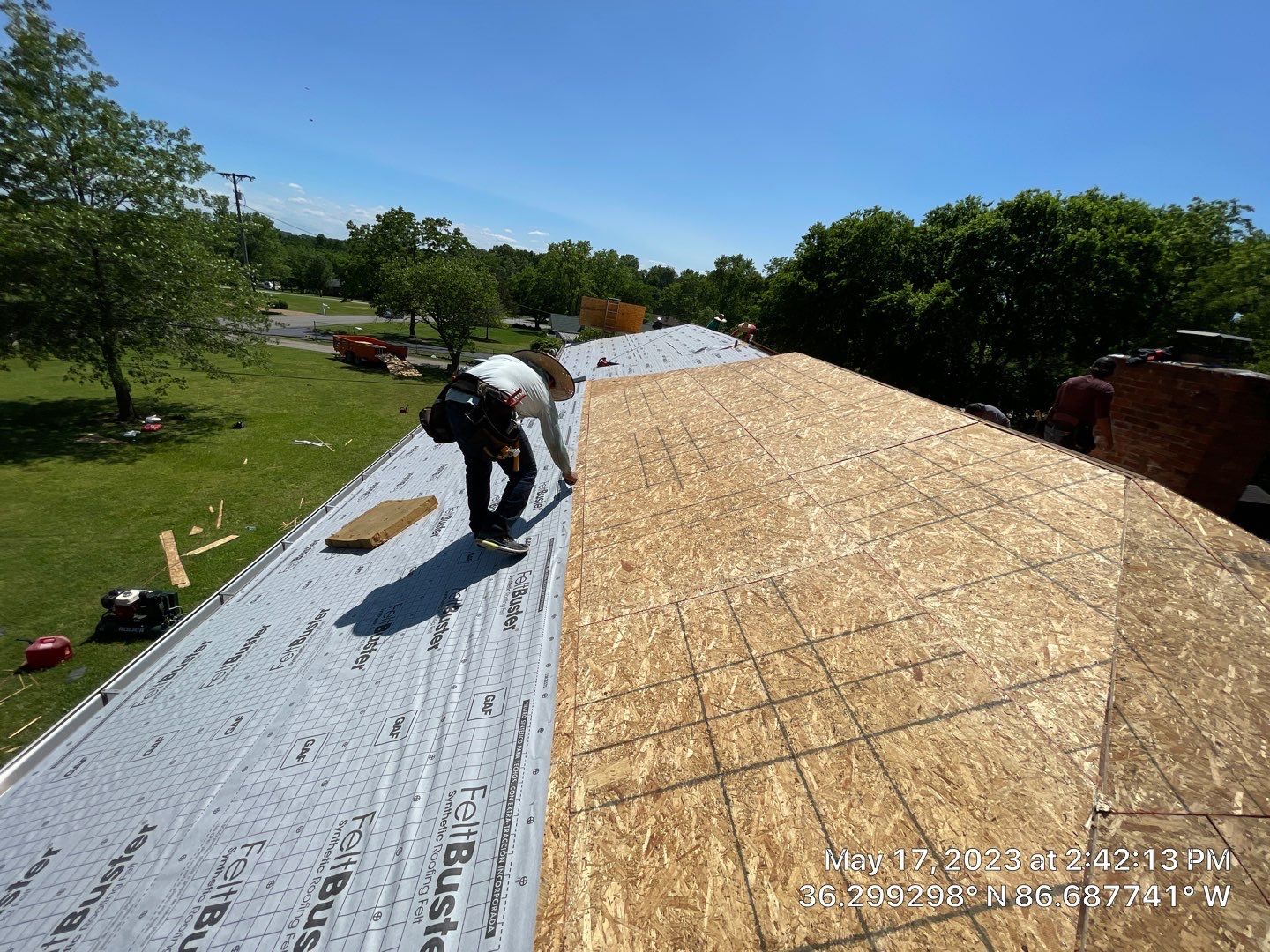 Residential Roofing Installation using GAF Timberline HDZ Charcoal by Undersun Roofing 