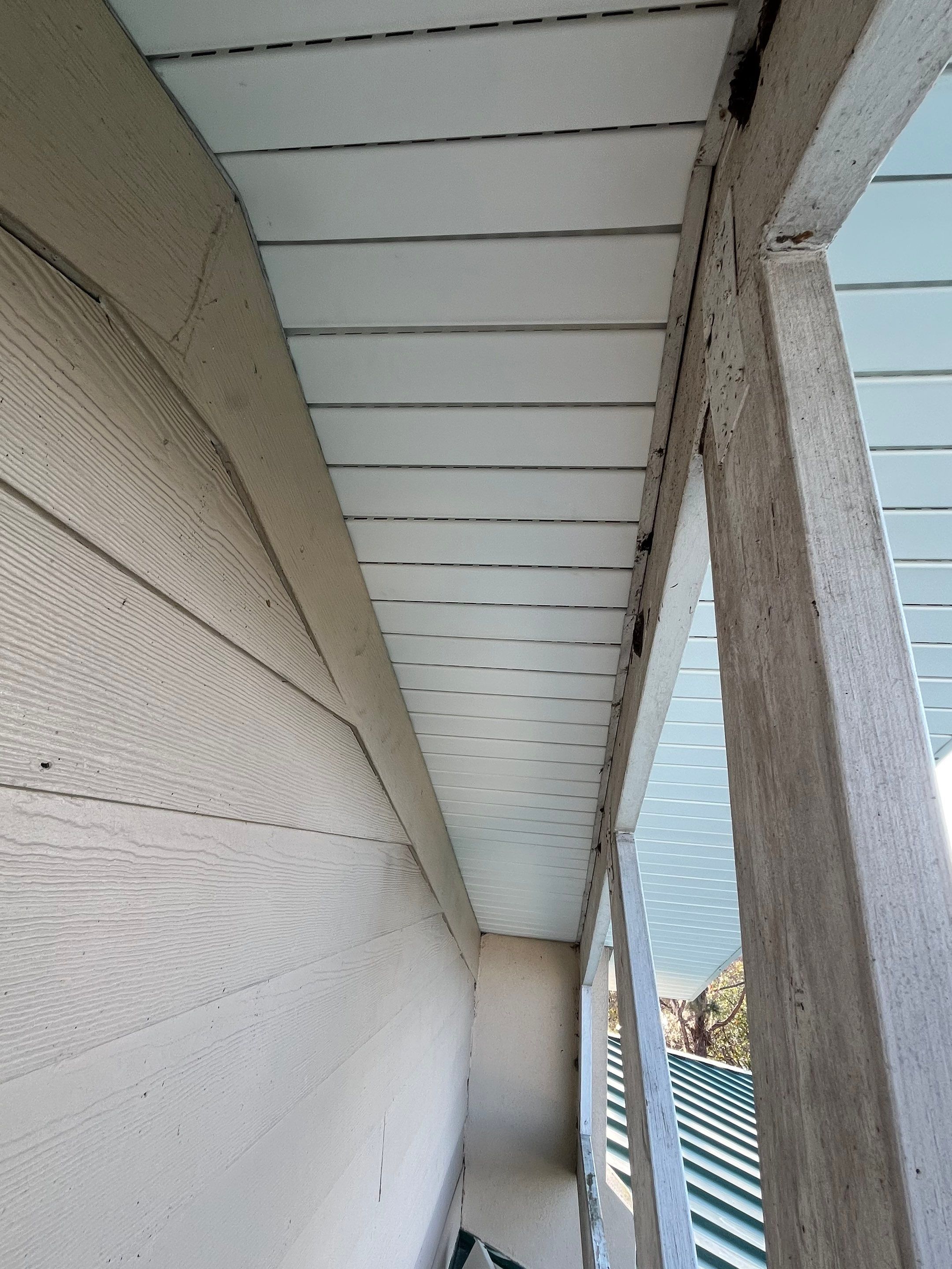 Soffit and Fascia Repair in Sarasota FL by Gutter Professors