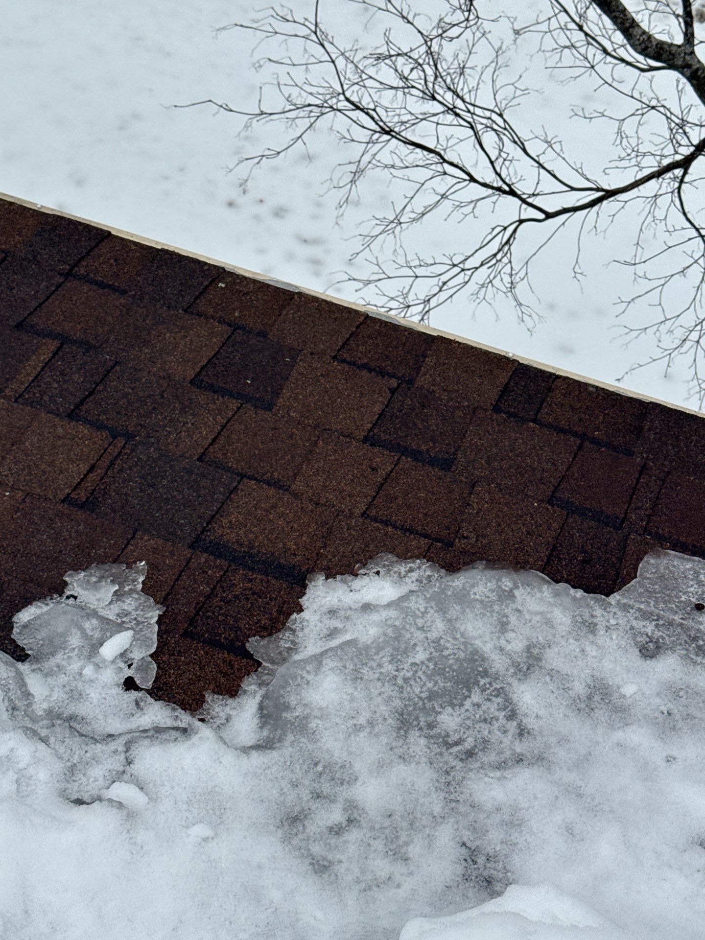 Ice Dam Removal & Snow Removal in Woburn, MA by Mighty Dog Roofing of Greater Middlesex County