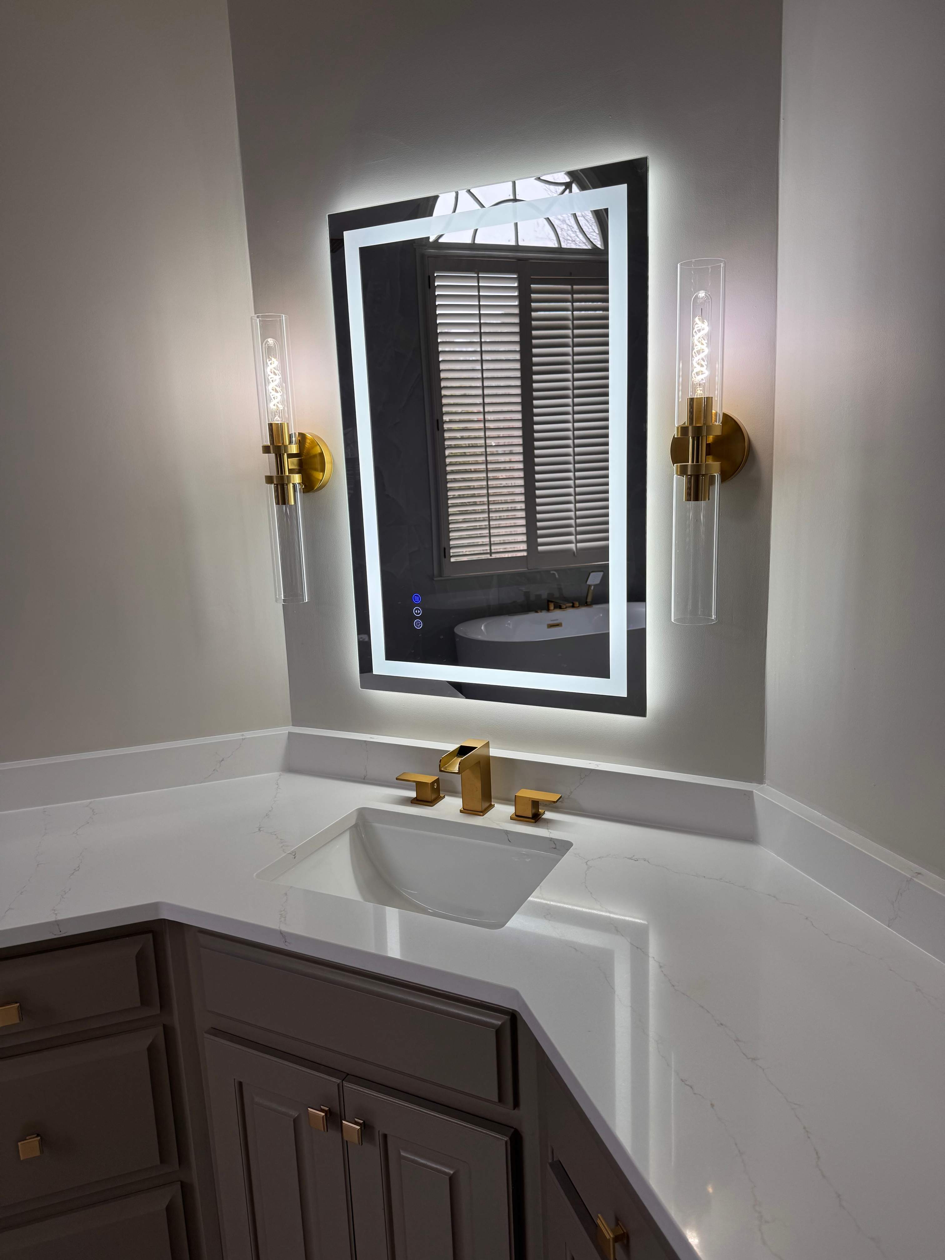 Master bathroom renovation by Prudencio