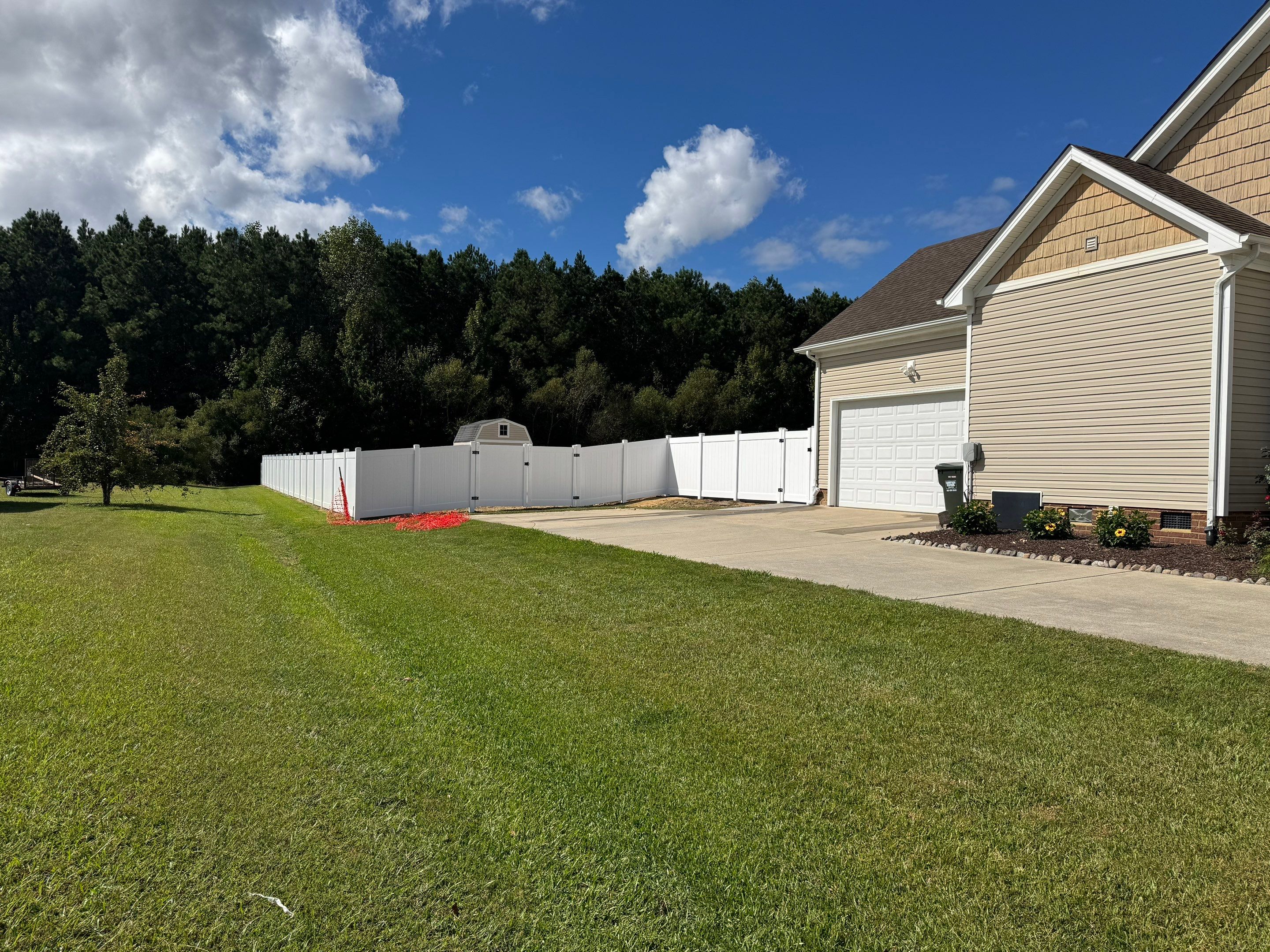 Clean Lines, Long Life by Tidewater Fence