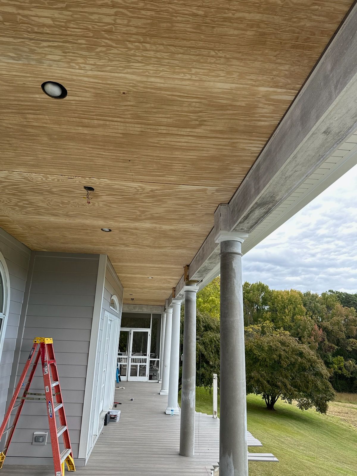 Siding Installation using JH Plank Smooth Eased Edge by ExteriorPros