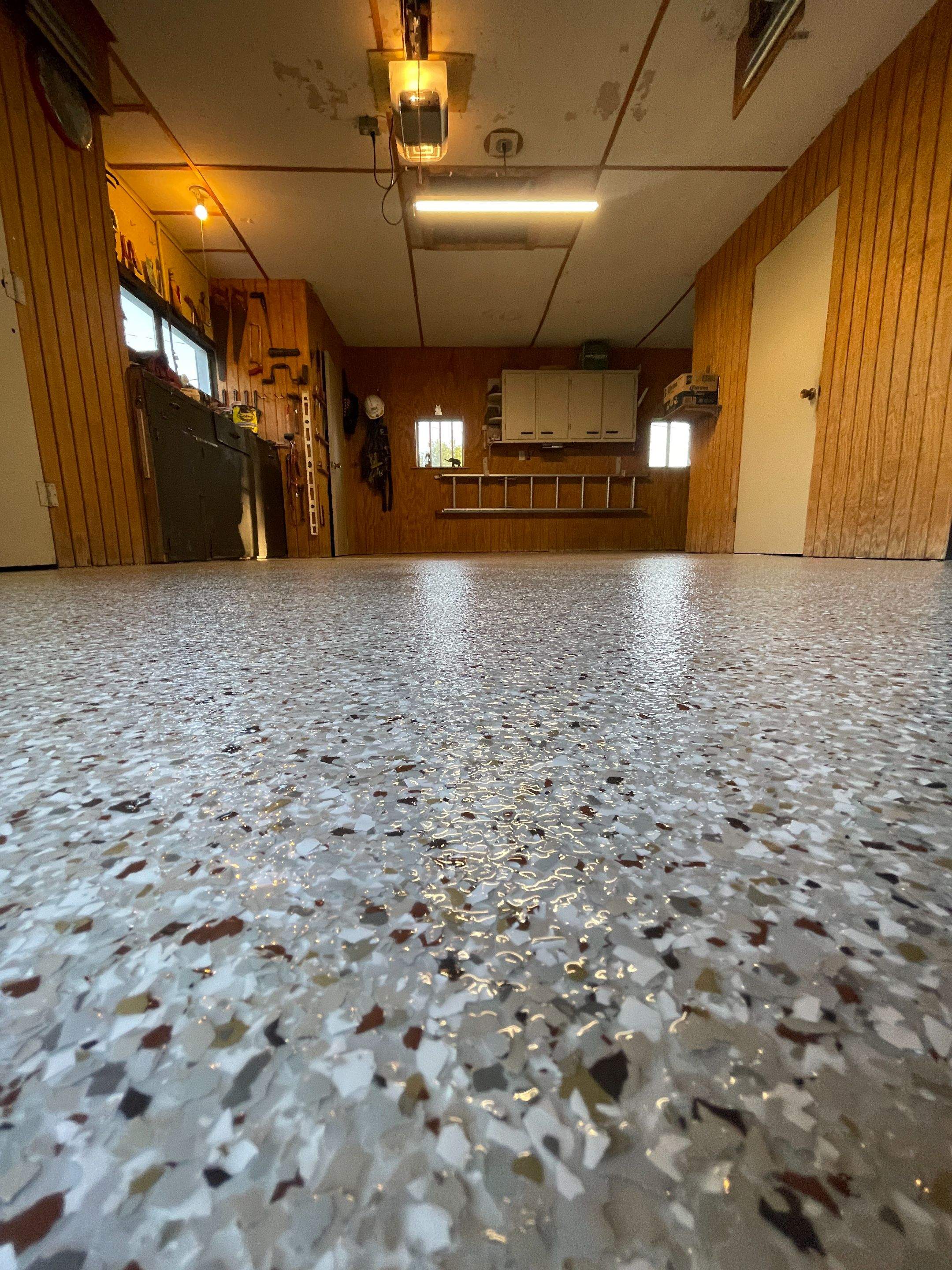 Creekbed Garage Roanoke by Loud Bros