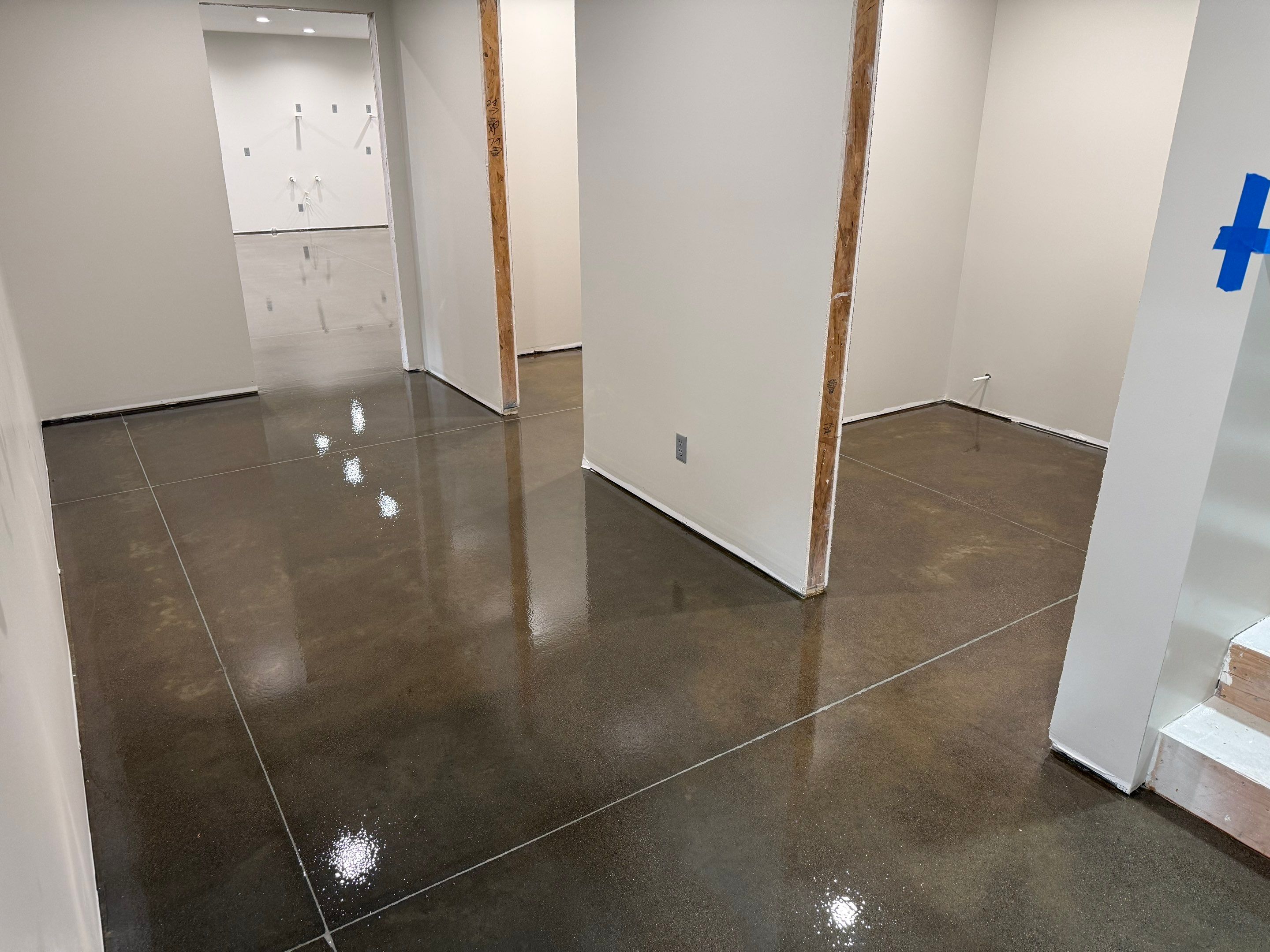 Industrial Concrete Polishing and Coating for Large Manufacturing Warehouse by Select Painting, Coatings & Garage Cabinets