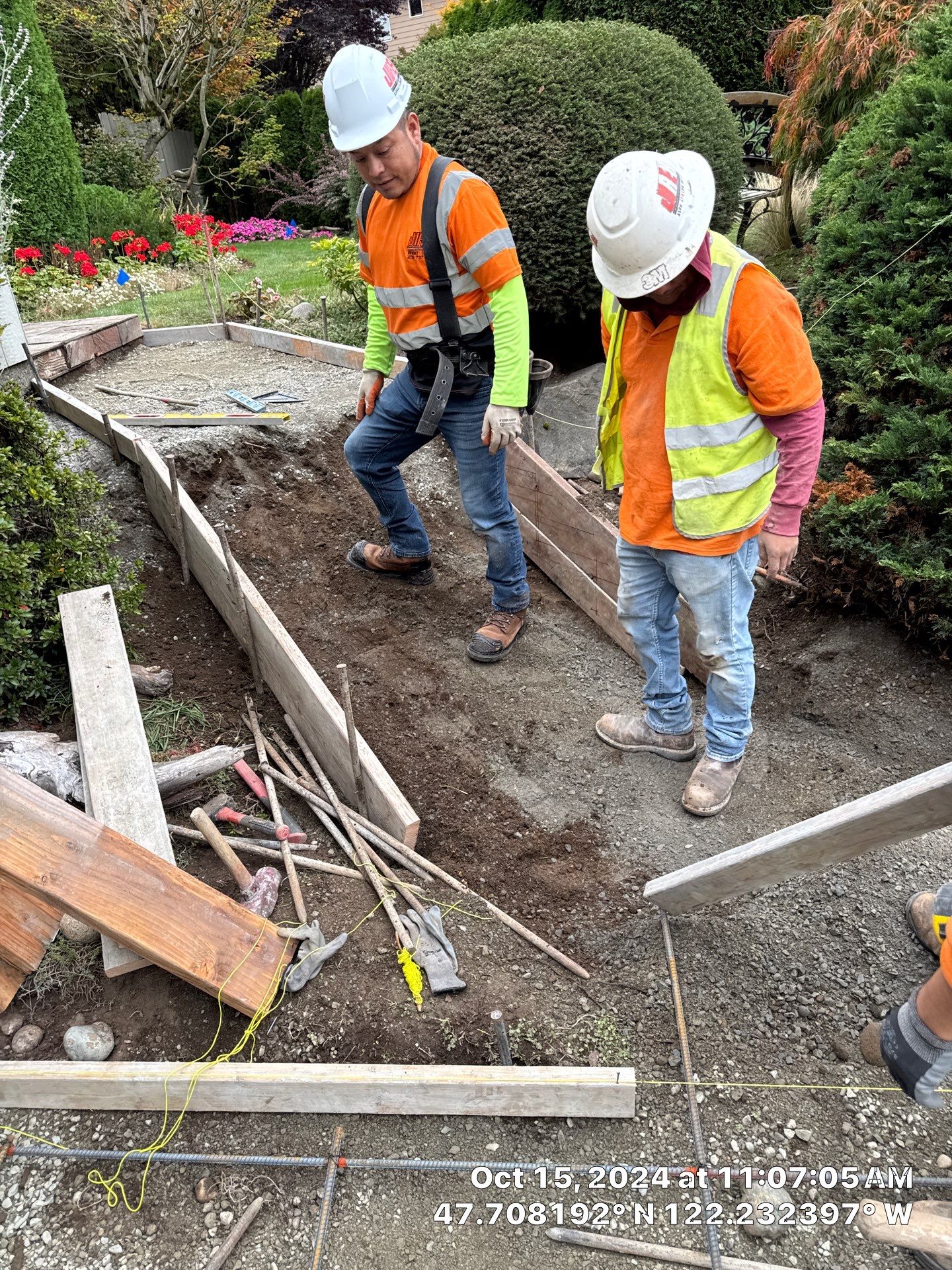 Concrete Driveway Renovation | Kirkland  by Jireh Asphalt & Concrete Inc 