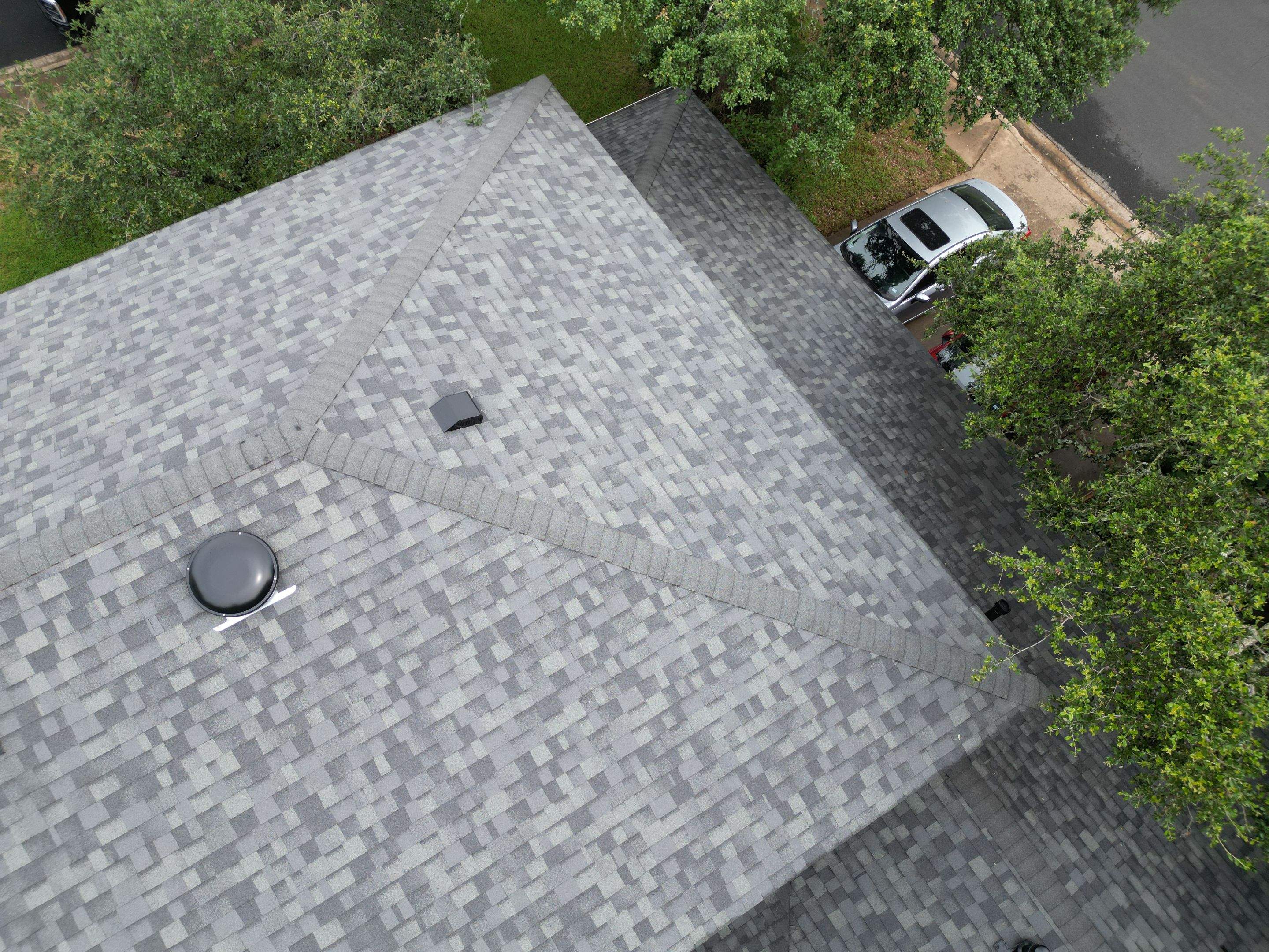 Estate Gray - Owens Corning TruDefinition Duration by RoofsOnly.com