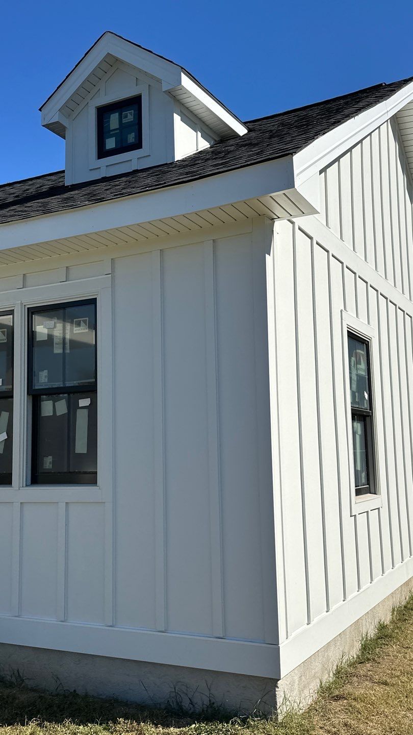 Siding Installation using JH Panel Smooth by ExteriorPros
