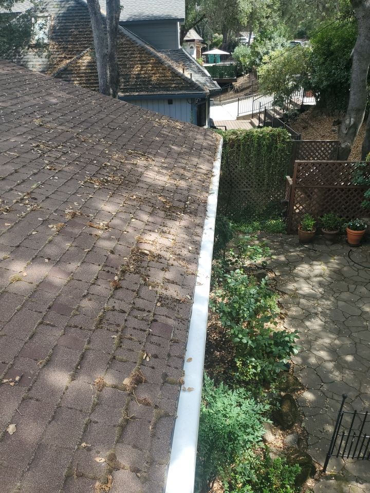 New Roof and gutters by Byers Enterprises 