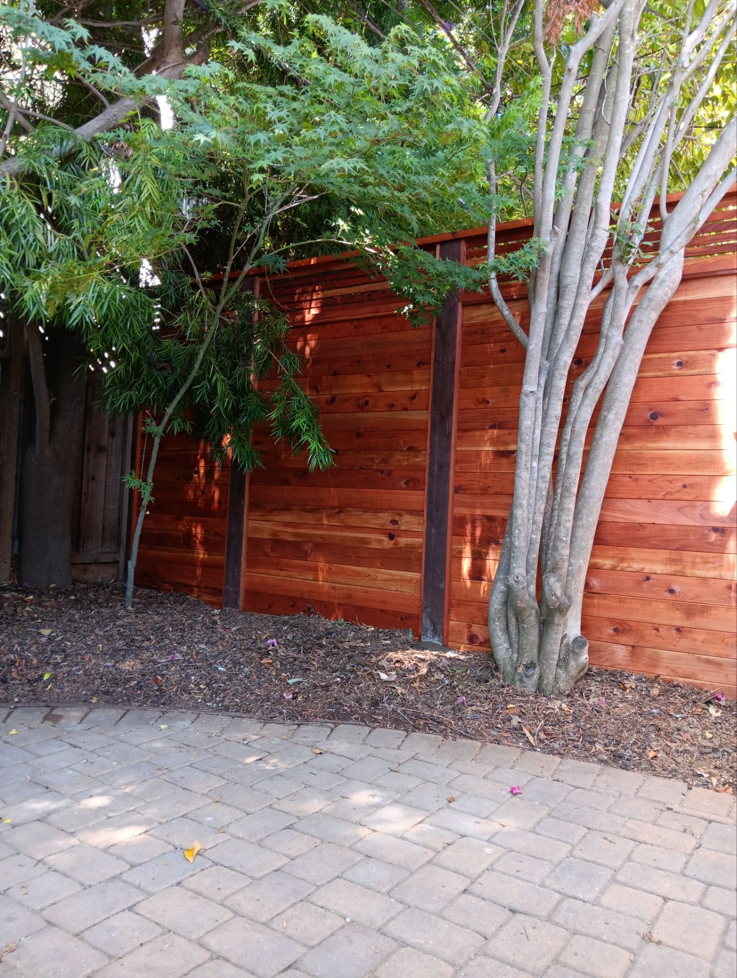 Horizontal T&G With Horizontal Lattice by Fremont Fence Inc