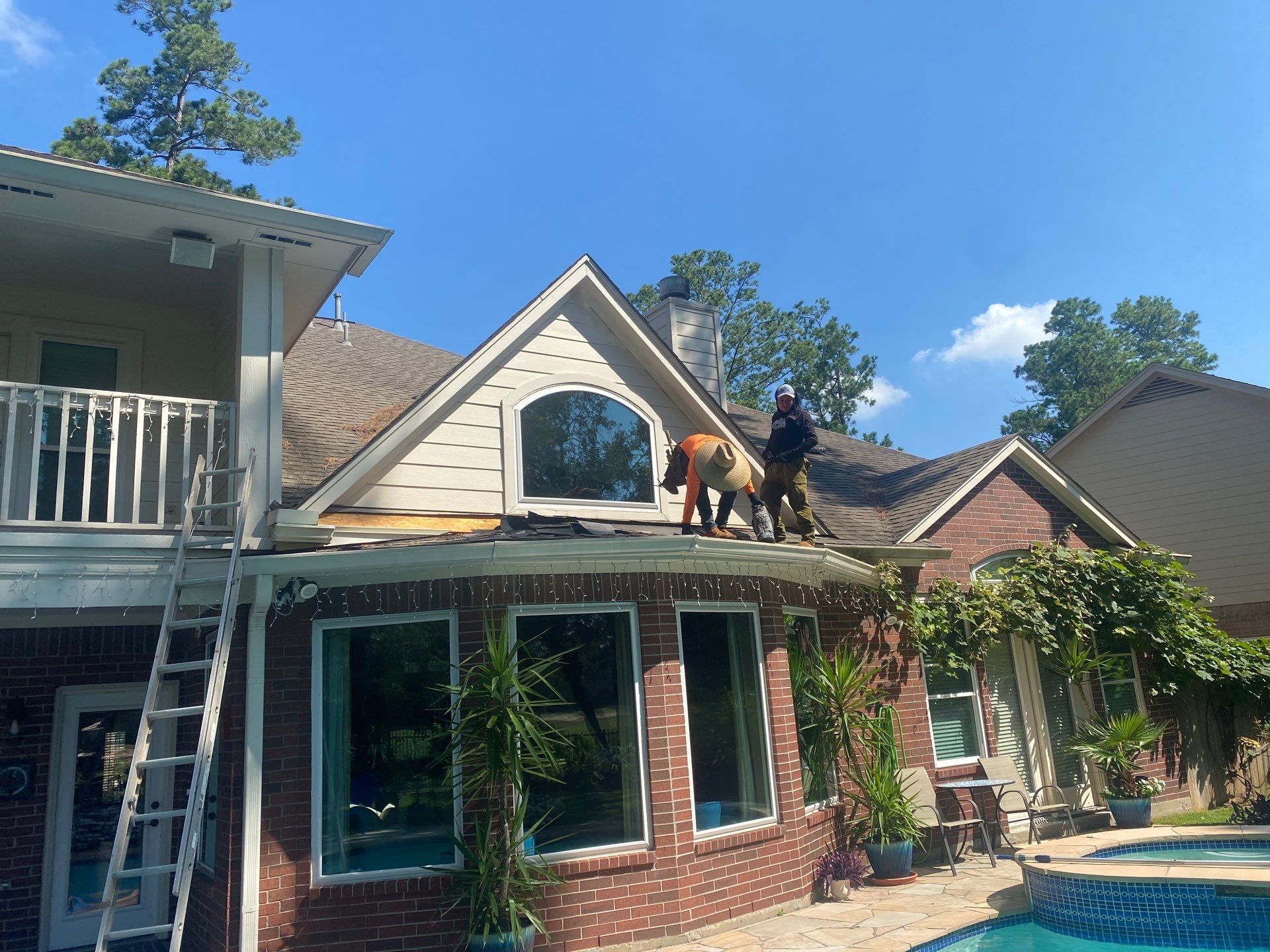 Residential Roofing Repair using Owen's Corning Duration (Lifetime) Shingles by Roof Repair Company