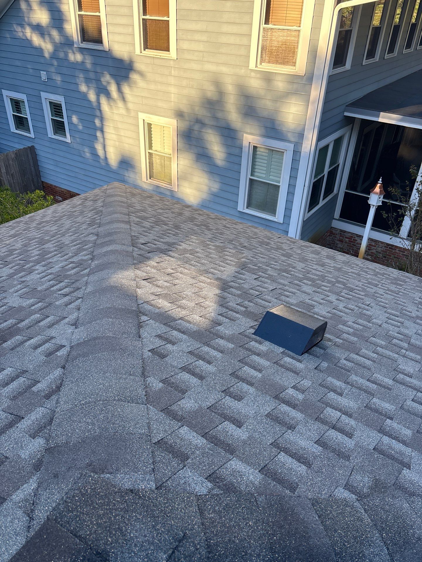 GAF HDZ - Weathered Wood by Linta Roofing Inc