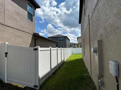 Vinyl Fence Installation using 6Ft White Vinyl Privacy Fence