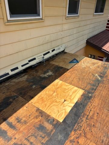 Project in St. Petersburg 33702 by Mitchell Roofing Company LLC 