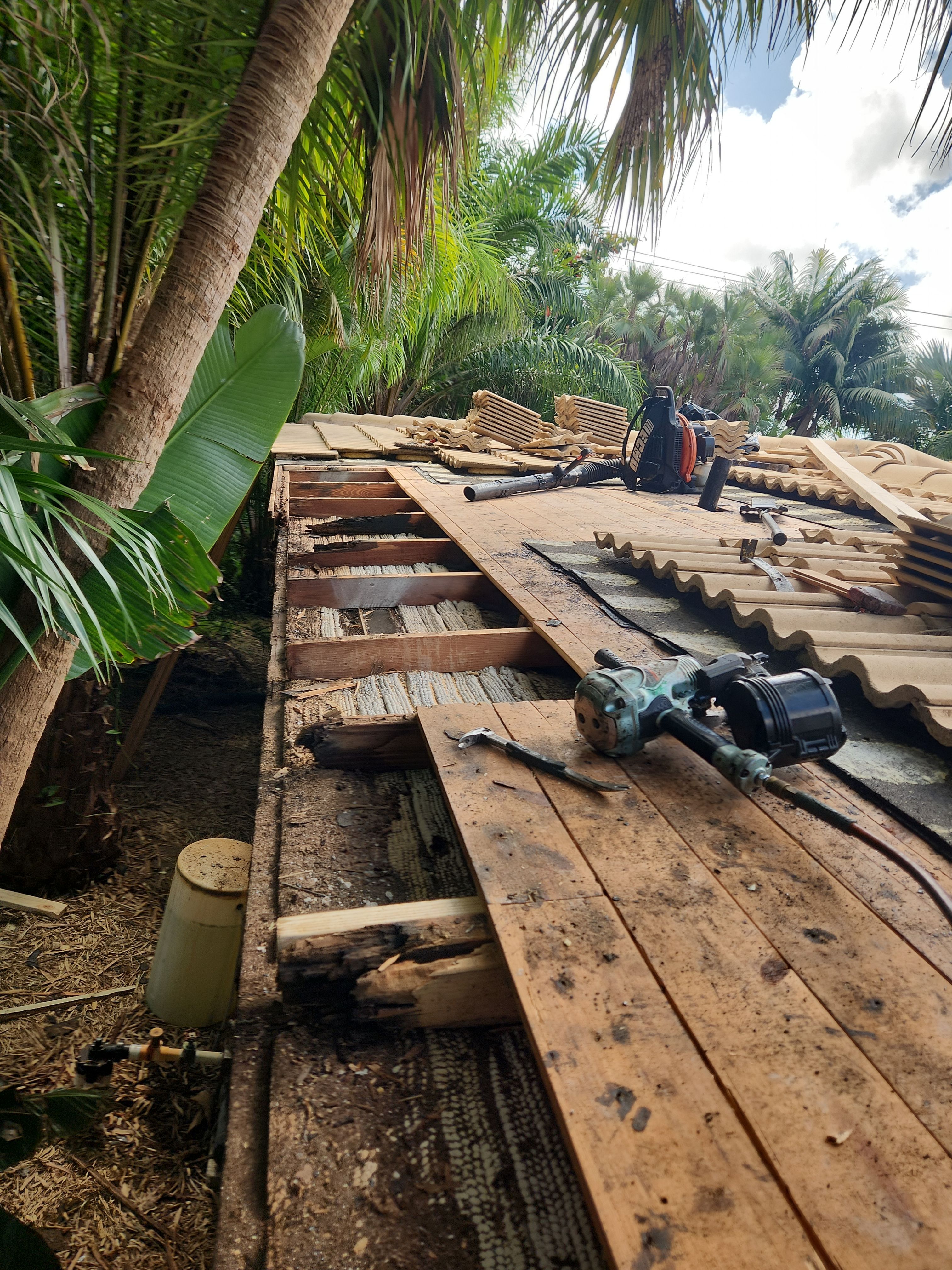 Expert Fascia repair and tile roof repair in Boca Raton- Boca Square by Aastro Roofing