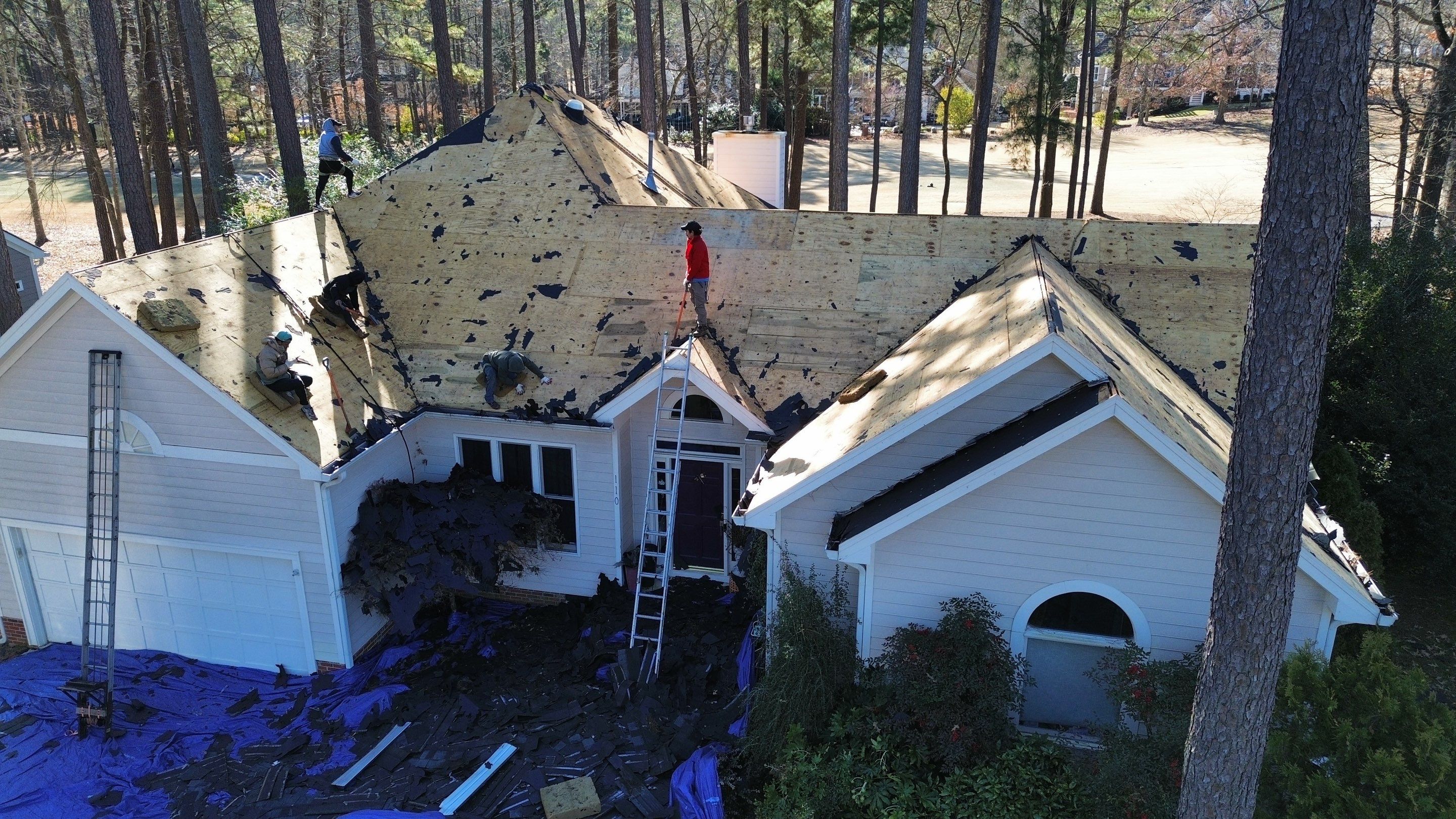 GAF HDZ Charcoal by Skybird Roofing